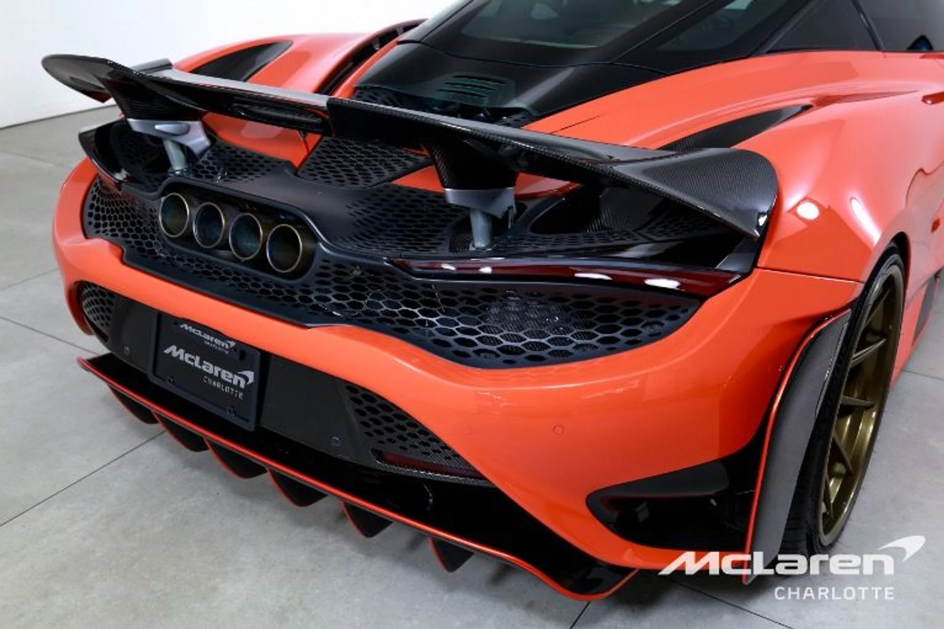mph028_2730218038_Used_2021_Mc_Laren_765_LT_624b839ce5