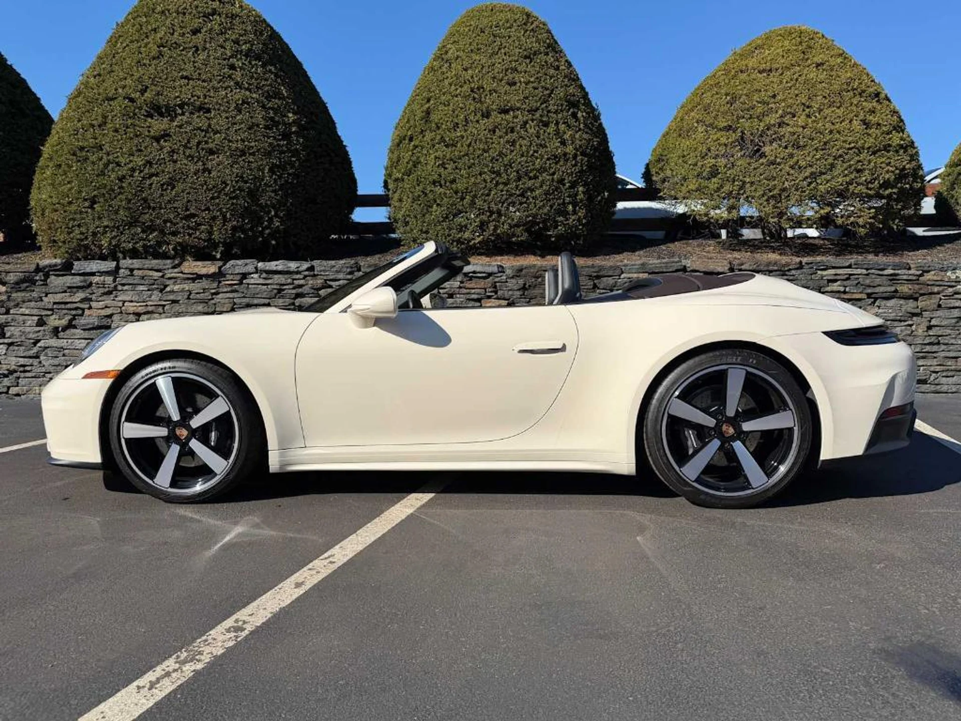 mph028_273109378_ykdfqw_FV_Kh_RL_0z_M_Pdei1c_PLH_SA_674022e42d