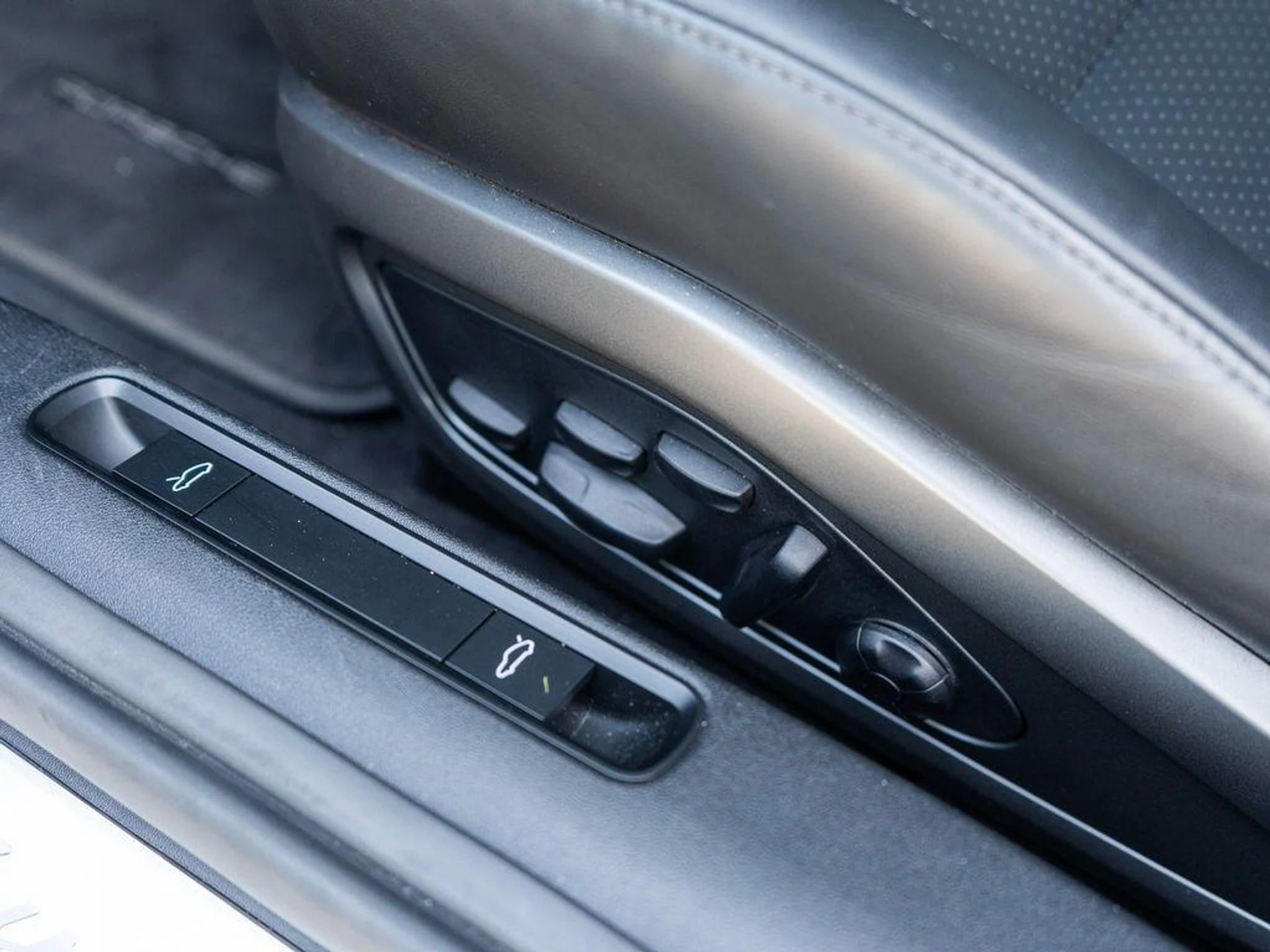 mph028_2731430648_3_O_Phx6_Gt_OJZ_3l_J_1_Mw_RV_9uz4v_E_38ab019686