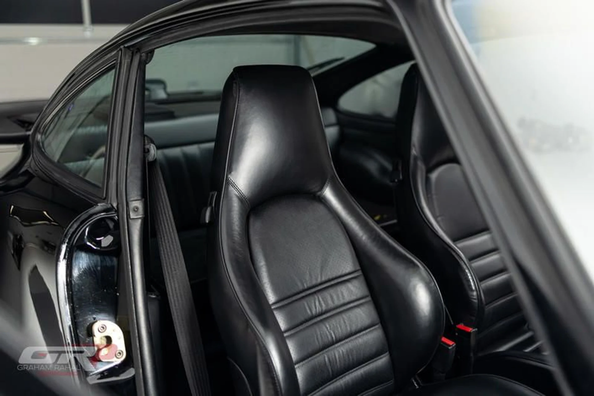 mph028_2737435280_B5_D86839_4_E22_42_BF_88_D8_9_B77_B73_D83_DF_cee8f5565e