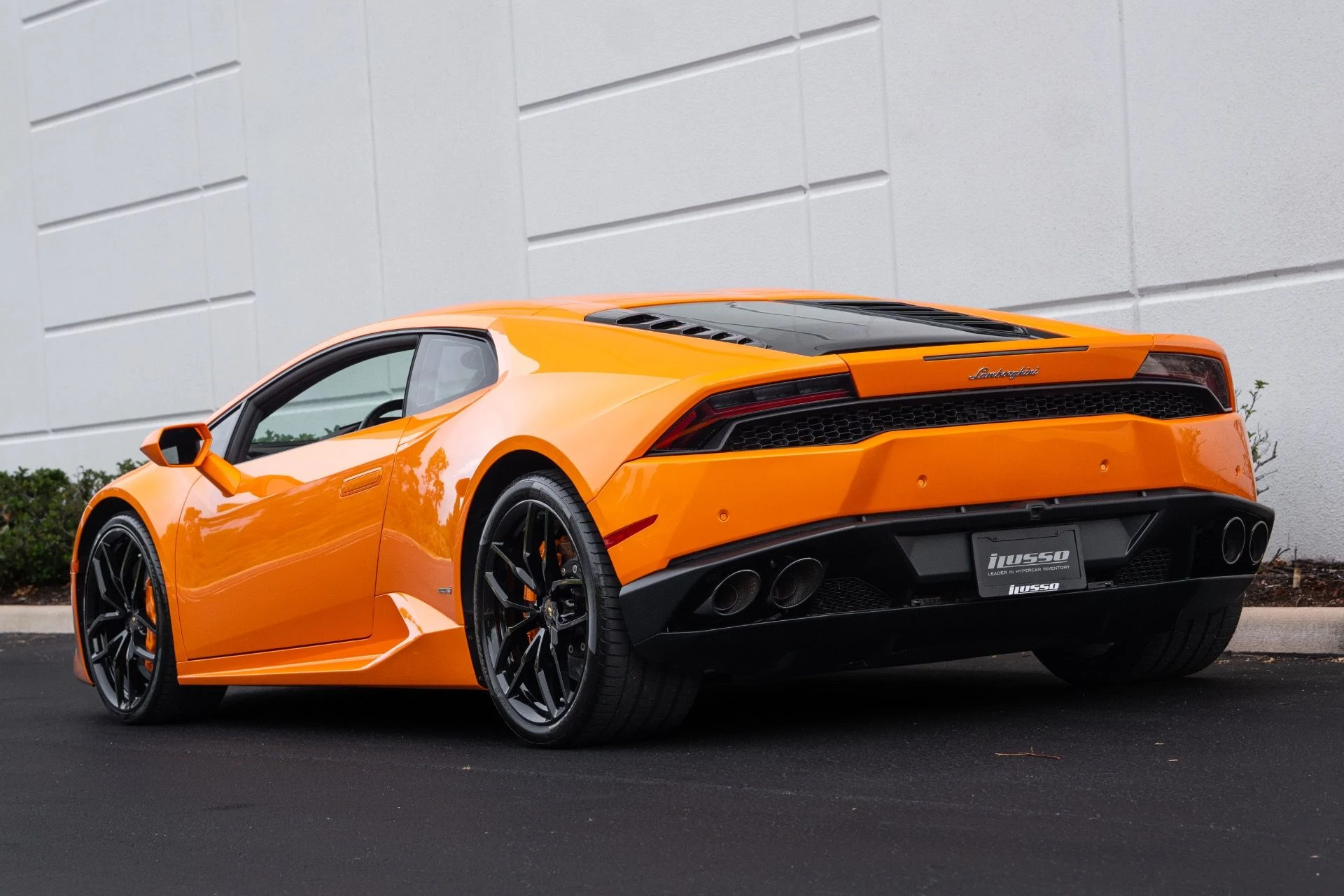 mph028_2744540321_Used_2016_Lamborghini_Huracan_LP_610_4_1780109643_4798317e0e