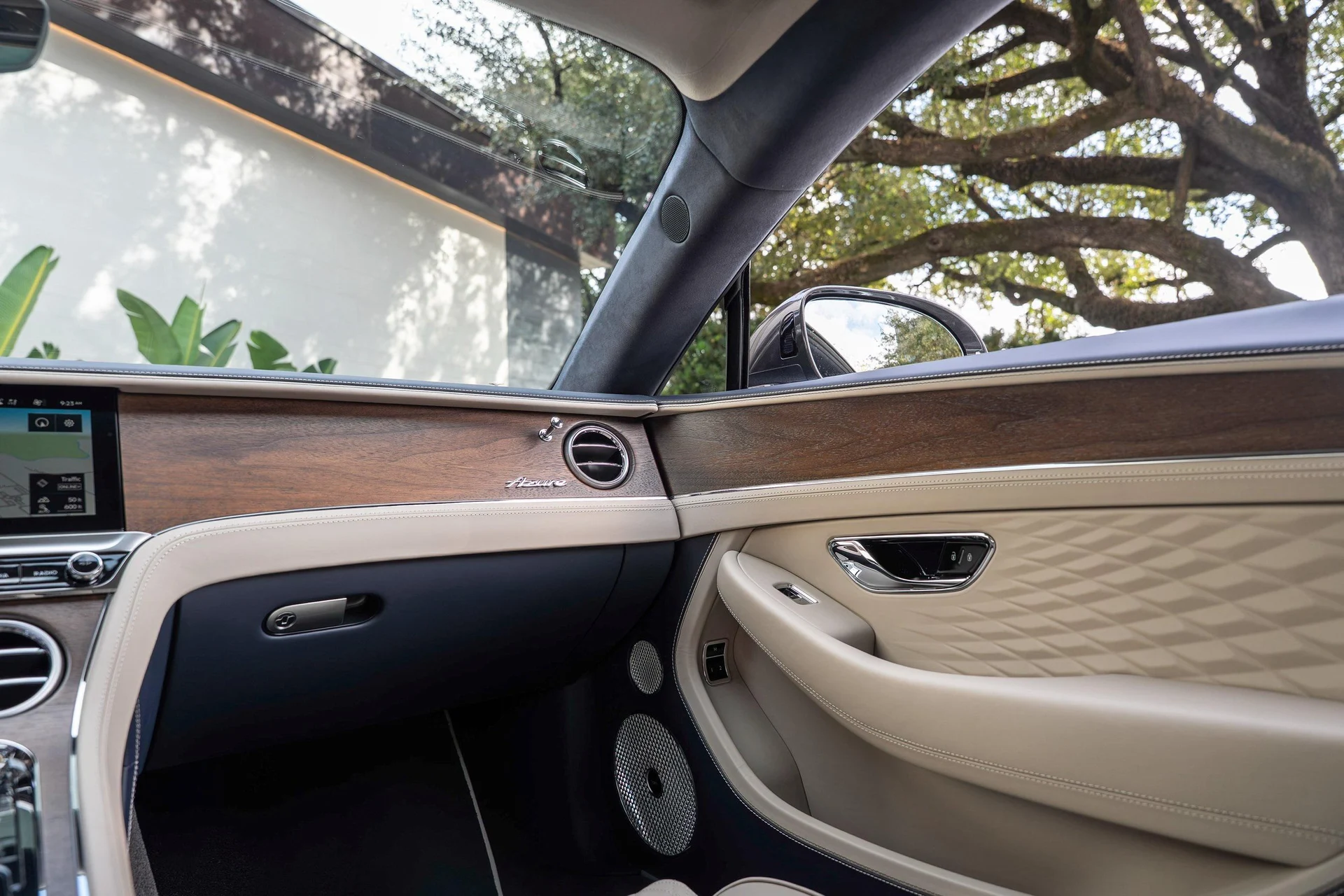 mph028_2747441827_470961999_692009d0af5727c8024d820a_3813908437