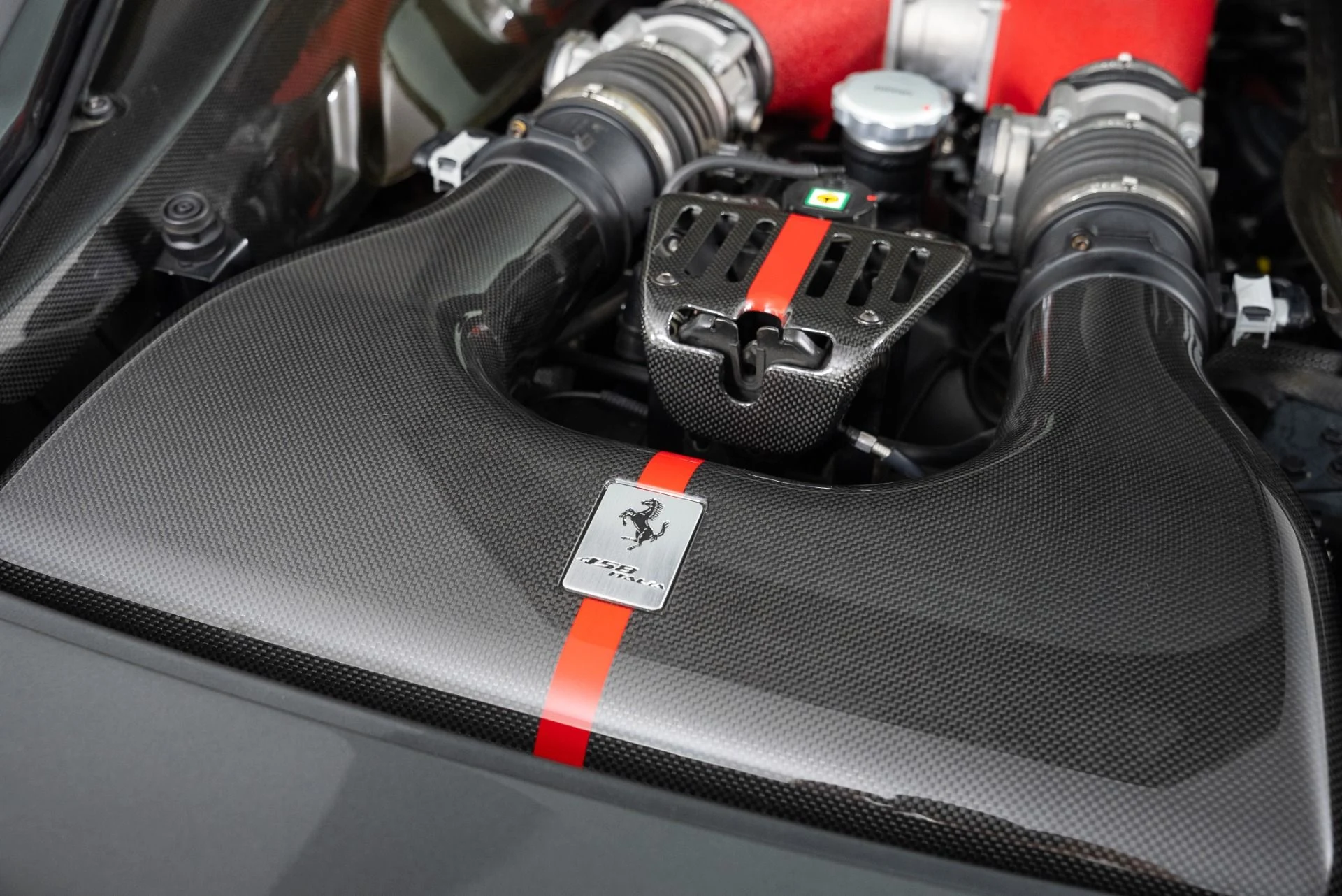mph028_2747673354_Used_2012_Ferrari_458_Italia_1780600671_68f58d67f0