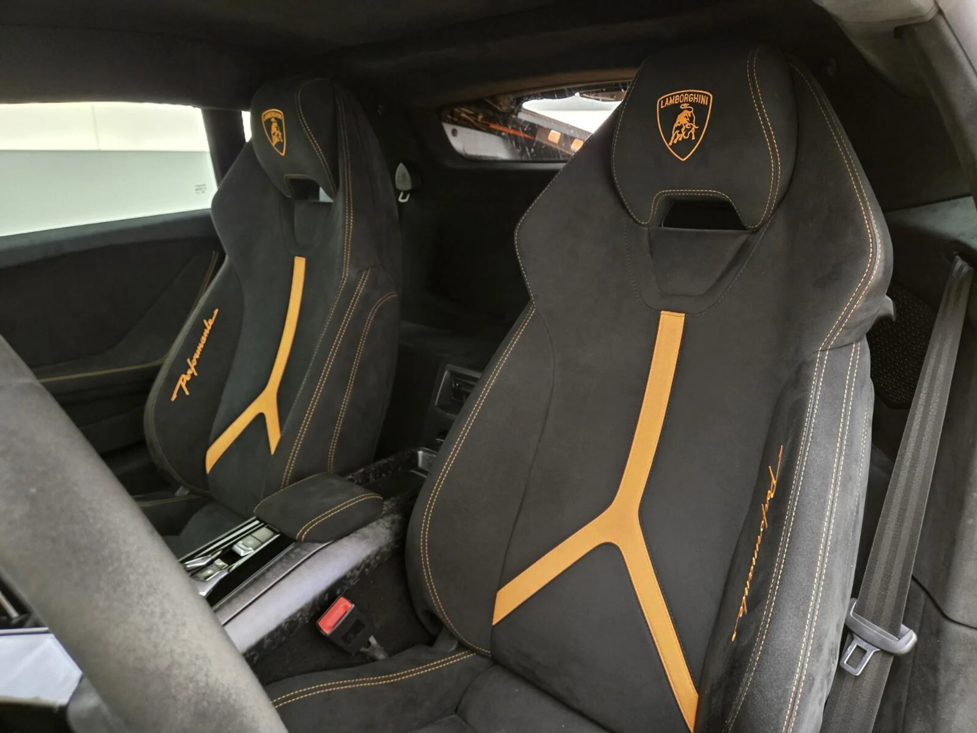 mph028_2747763071_Used_2019_Lamborghini_Huracan_Performante_1753165097_96b581b005