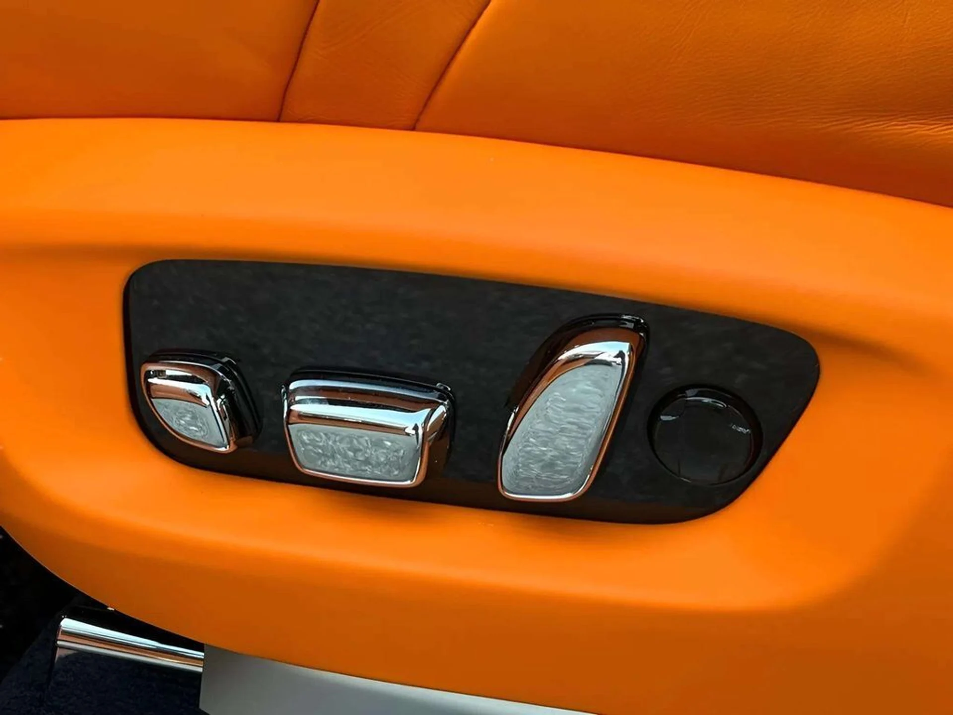 mph028_2748134778_3d6eba96cf86bb8b06aec8f58d87a0adx_b55699478a