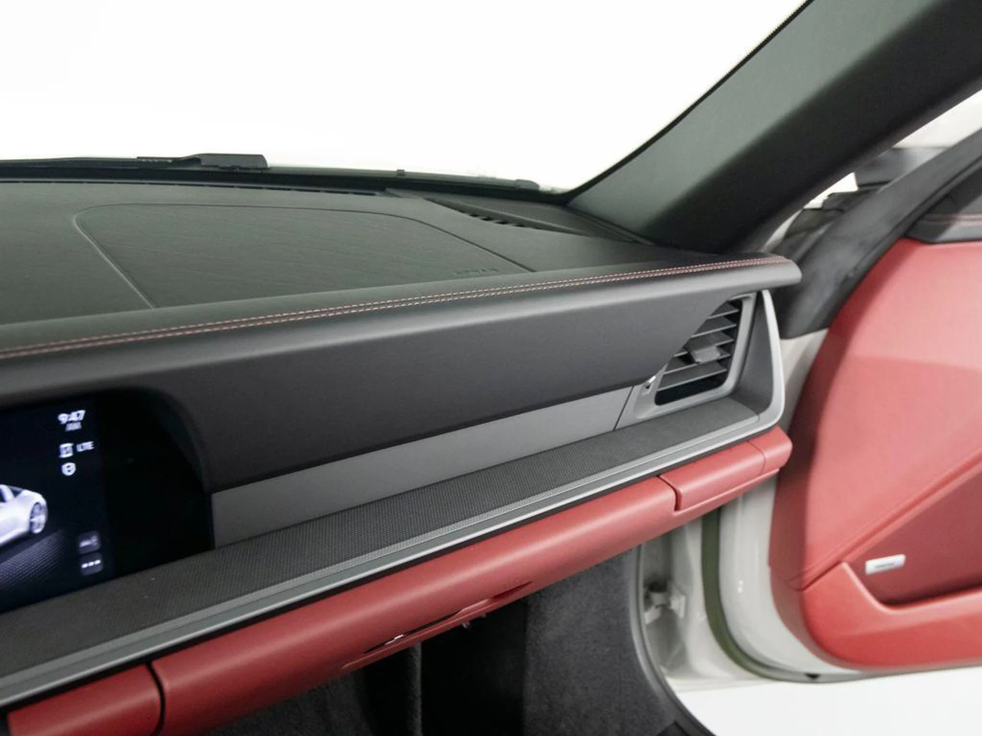 mph028_2755272197_x4_L0_KF_4_W_Ad482n_W8u_Yi_Xgv_R0nrs_4aee8d1846