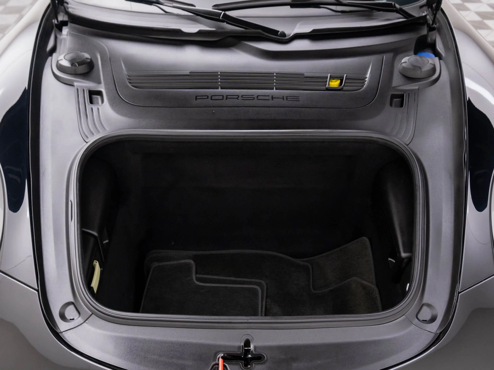 mph028_2757889899_93012af9cf2eddae1148abe3caf1e7f7x_53b70b5245