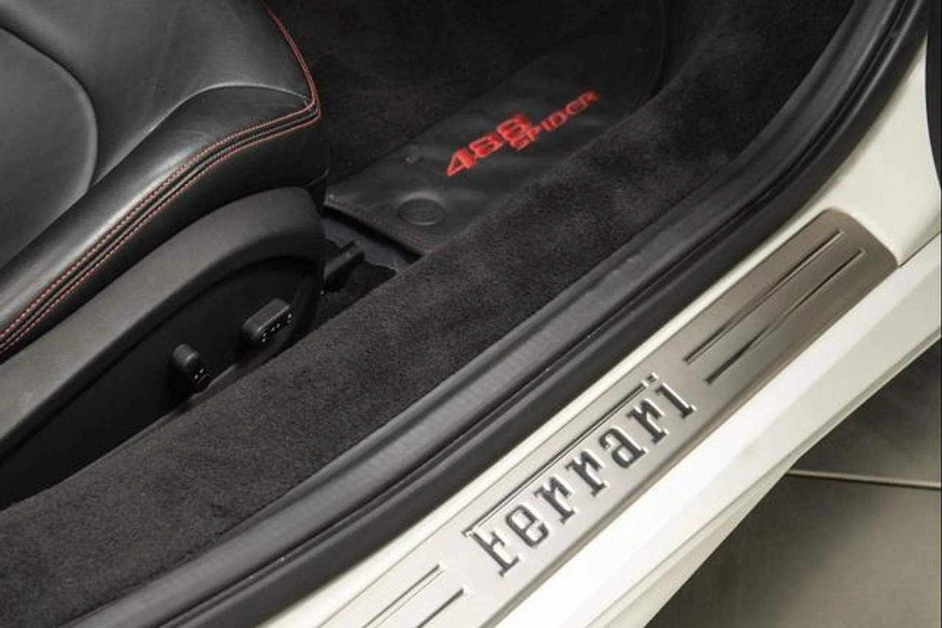 mph028_2760676649_eoq_V0r_F_Mp_IIWNP_Jy_Hq7o_Rp5s_BBY_00e702b282