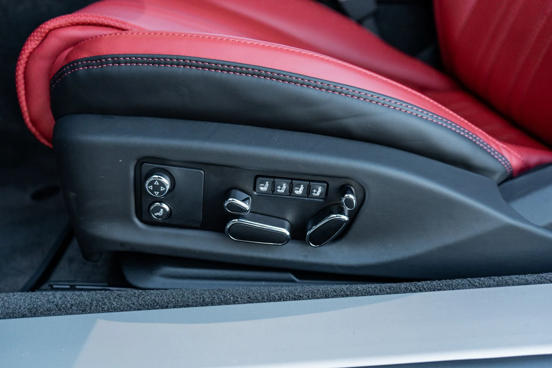 mph028_2769541561_c4661376_28f8_48a3_9301_eadb3a032f61_a401e35d73