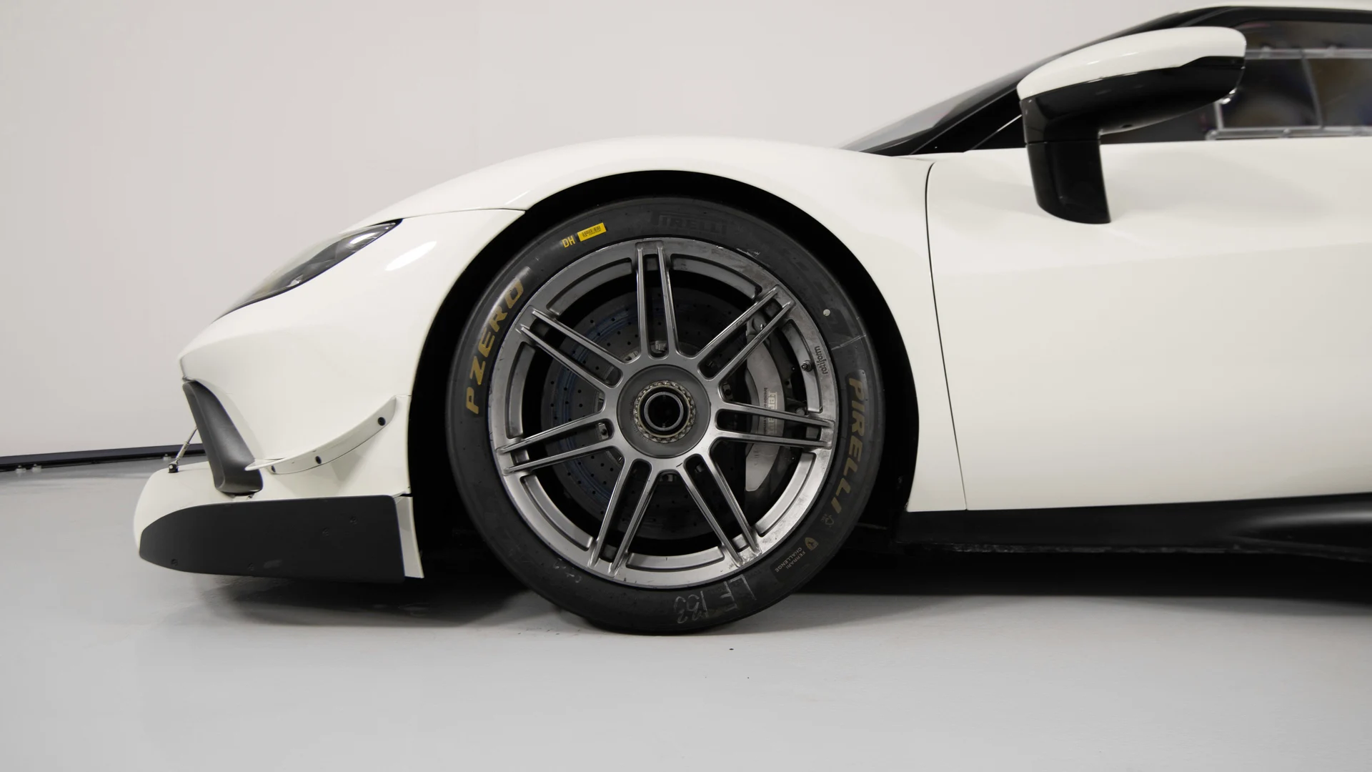 mph028_2770026759_60c53ca435b2476b954cecd65ae3ba3c_27f0cece22