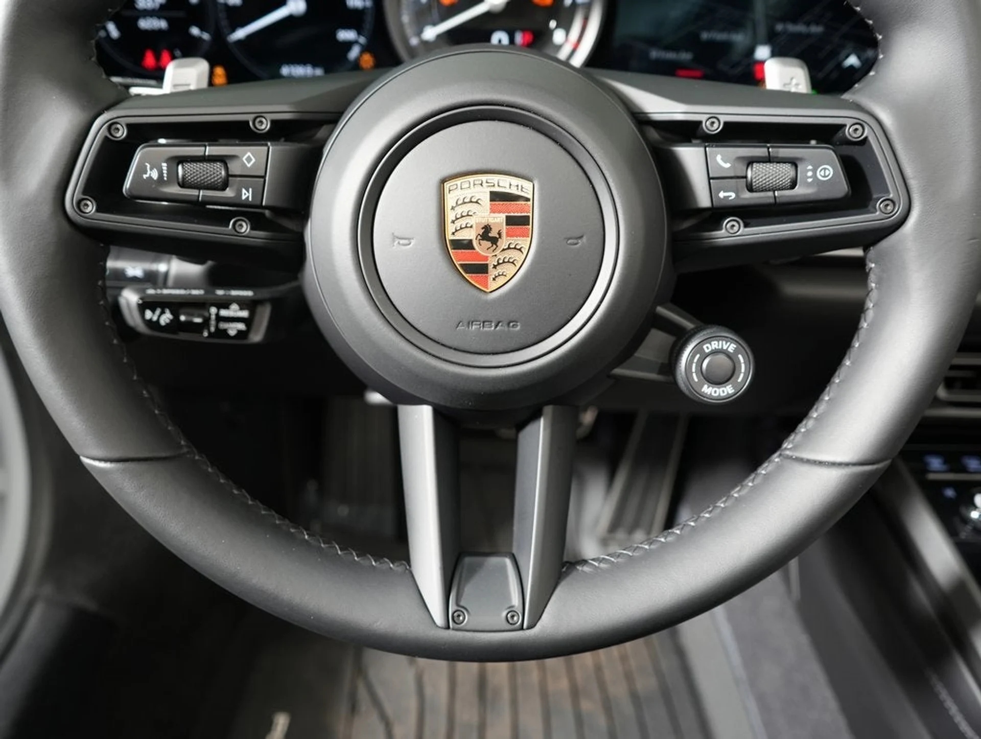 mph028_2776249468_29_cf7cdffdf5