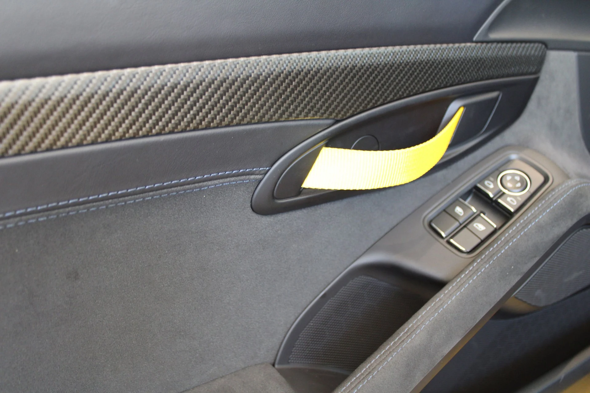 mph028_2777197453_7bad1ce30b1557f661176b99f1f4fdfbx_20765e3efa