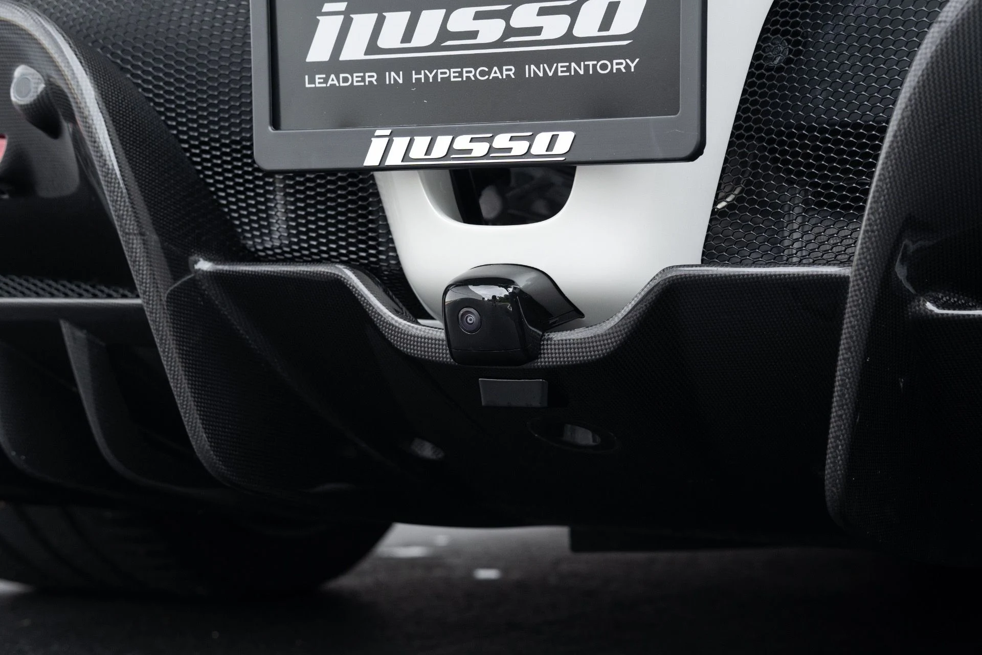 mph028_2781208962_Used_2024_Ferrari_SF_90_Spider_1775624639_a2581cc106