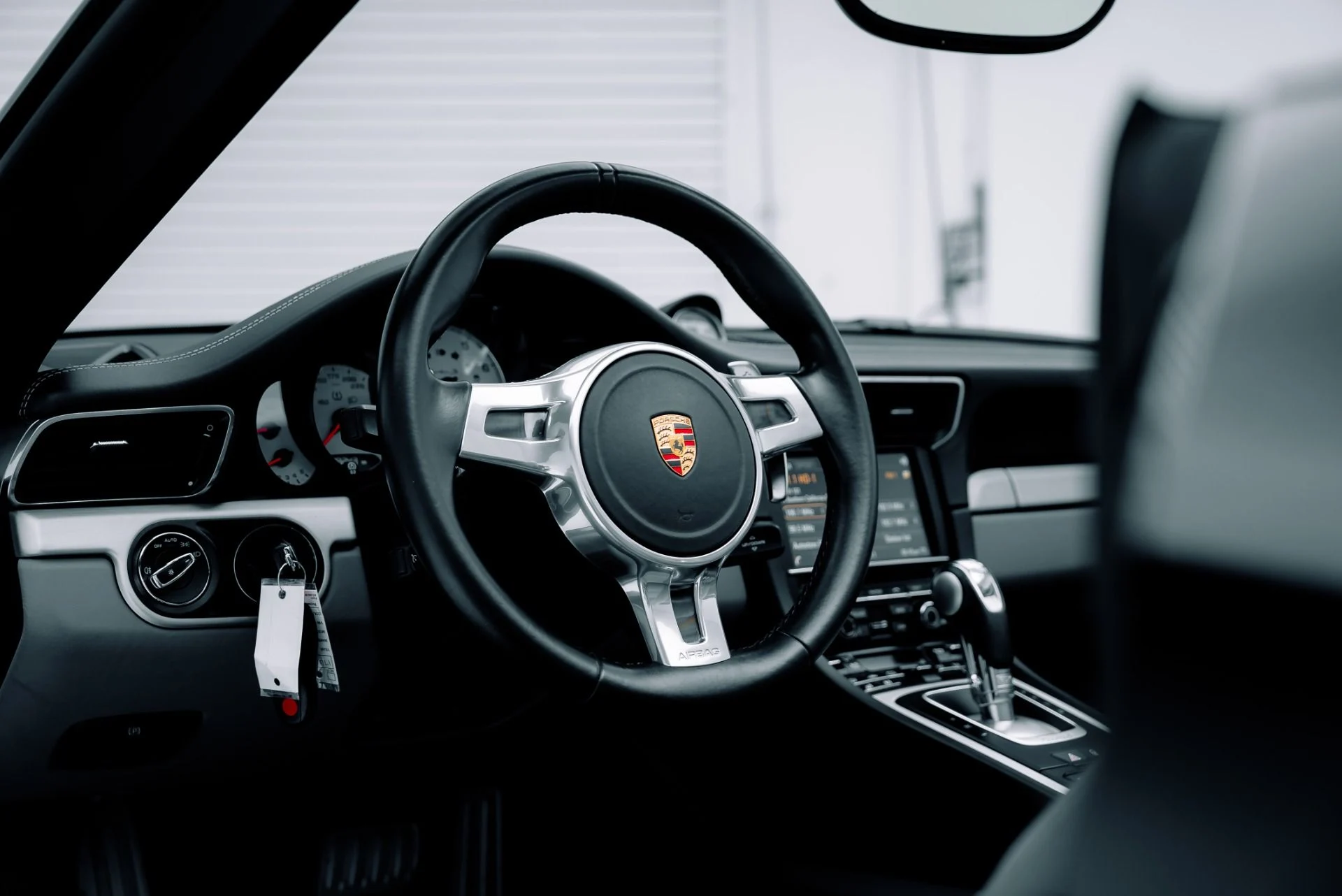 mph028_2789080954_Used_2014_Porsche_911_Turbo_S_1764615222_eb56b425cd