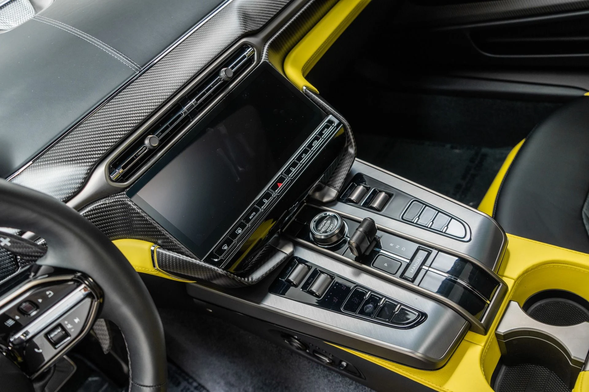 mph028_2794098661_Used_2025_Aston_Martin_Vanquish_Huge_542_K_MSRP_Low_Miles_Extensive_Carbon_Fiber_1786477789_2773d81a10