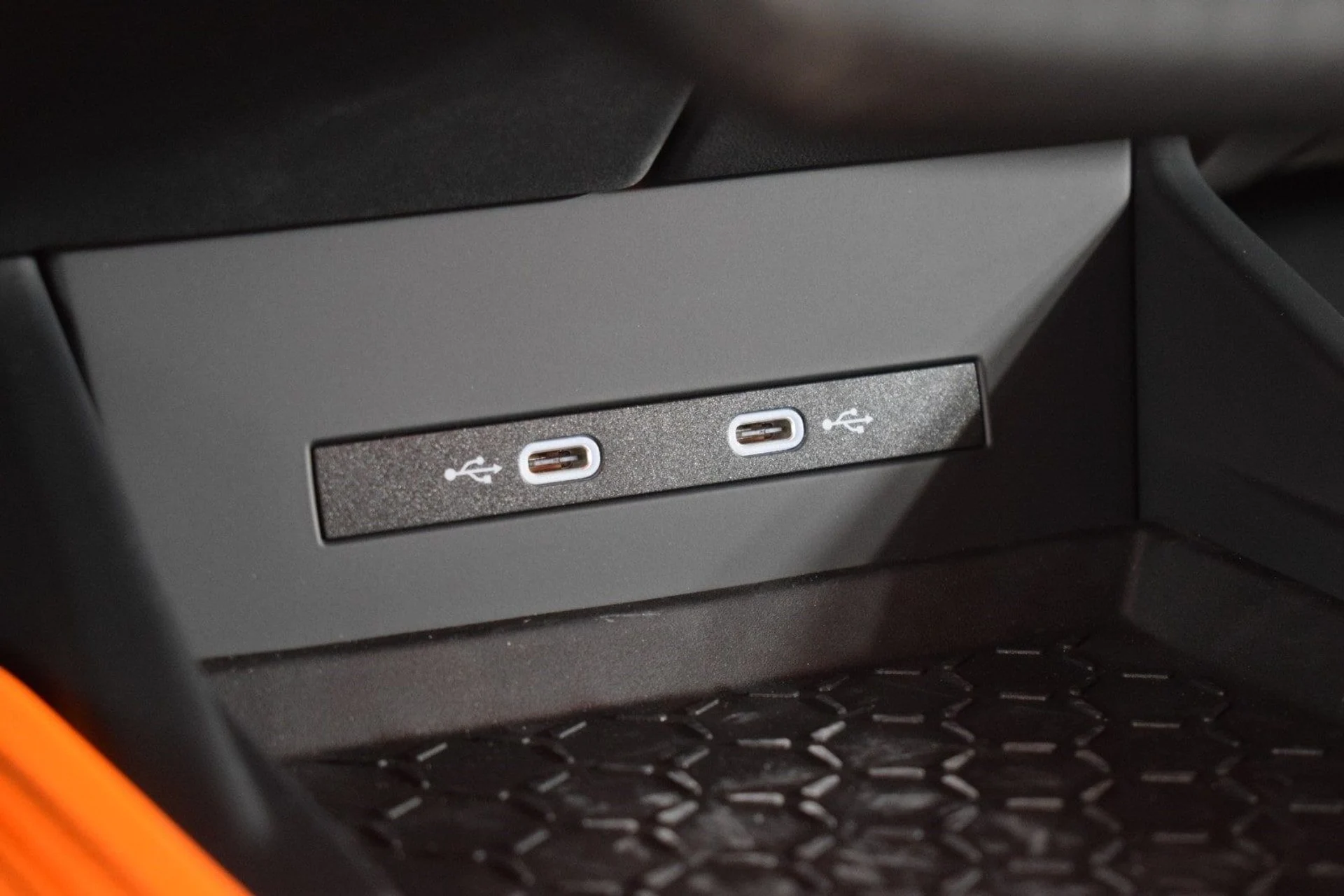 mph028_2796504192_c904ce8d0de1b8a472fb5d26cf42a05dx_27fa9e3e22