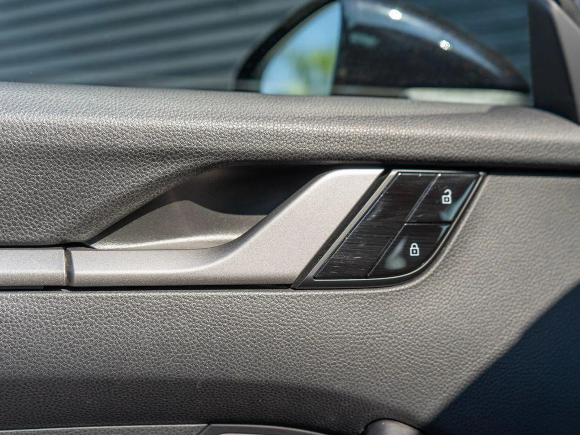 mph028_2797321007_YWEC_Wc_Sn9_E2v43x_0_Wez_Qw46y_FI_ec4376f485