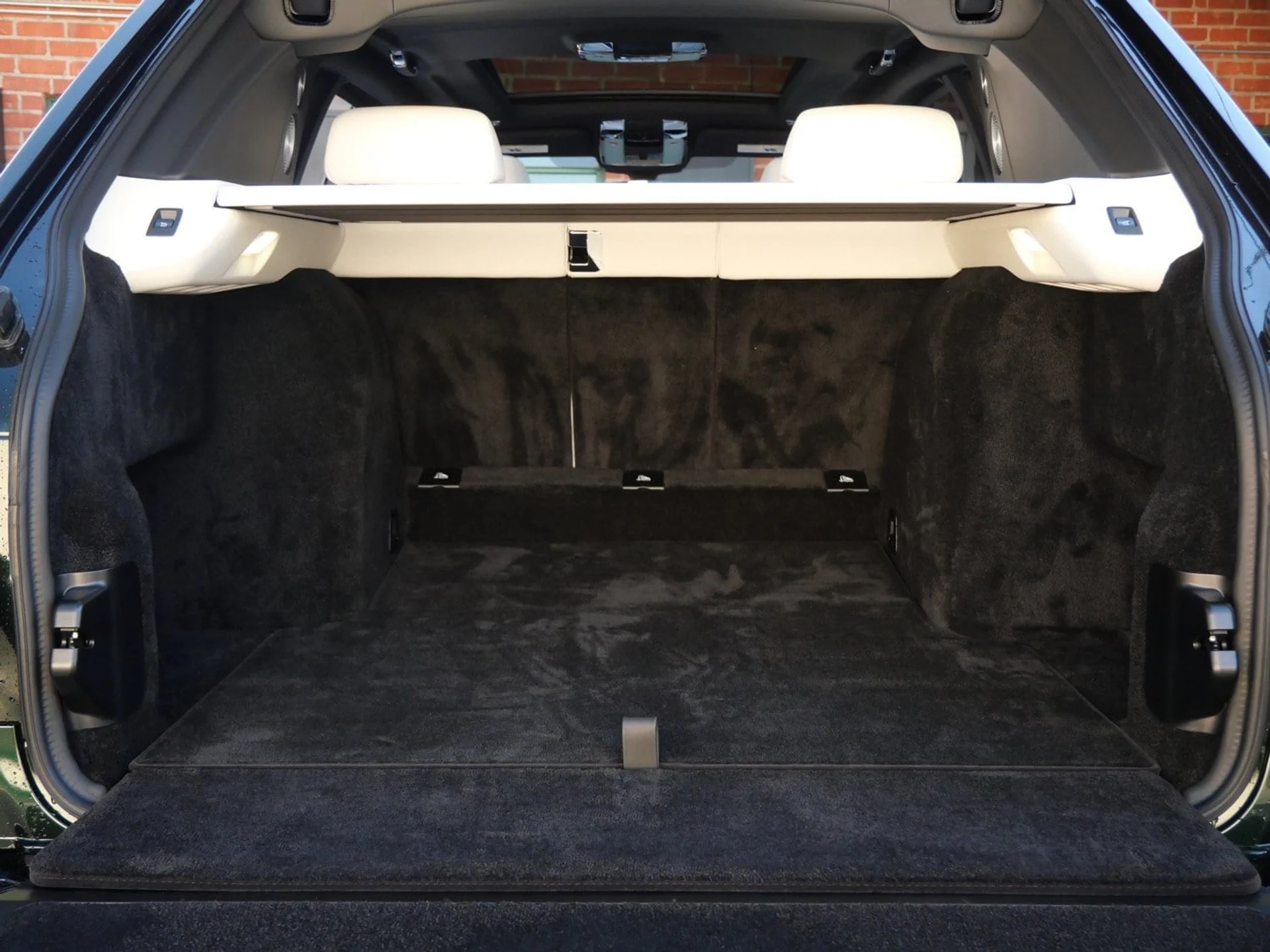 mph028_2800446311_d24e87964ee375e3738d85c6dd06584dx_e95bef8cab