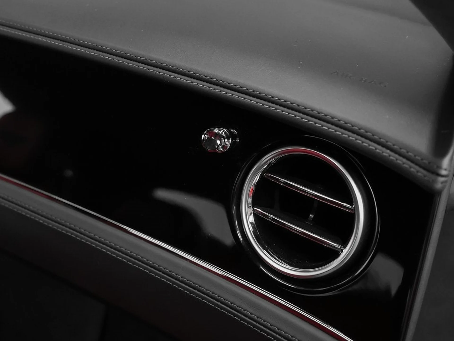 mph028_2805963493_29_81f4bca0e4