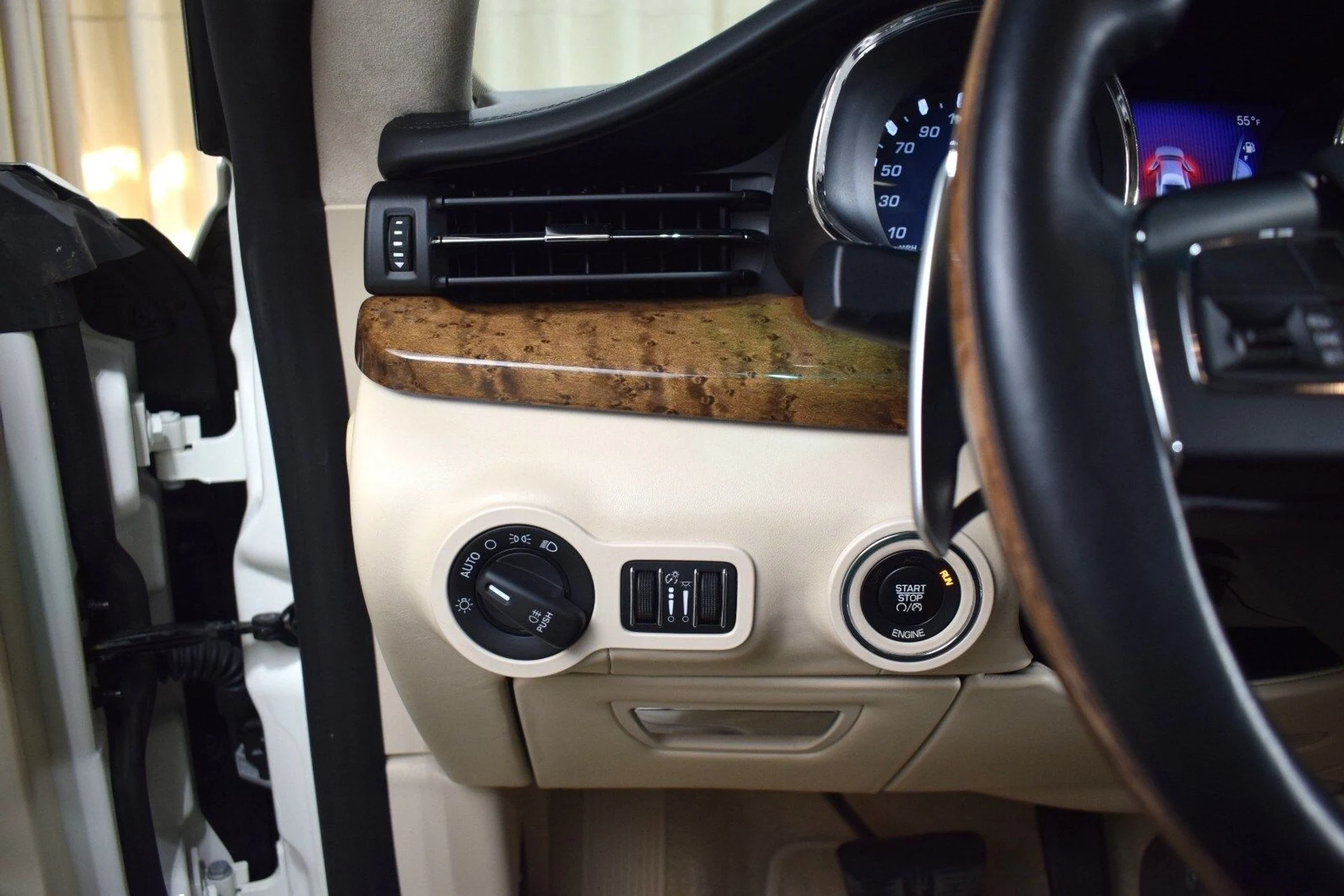 mph028_2810132194_b211a3d67d5a37fe2b3d0f105b1ef9e8x_7f6c387913