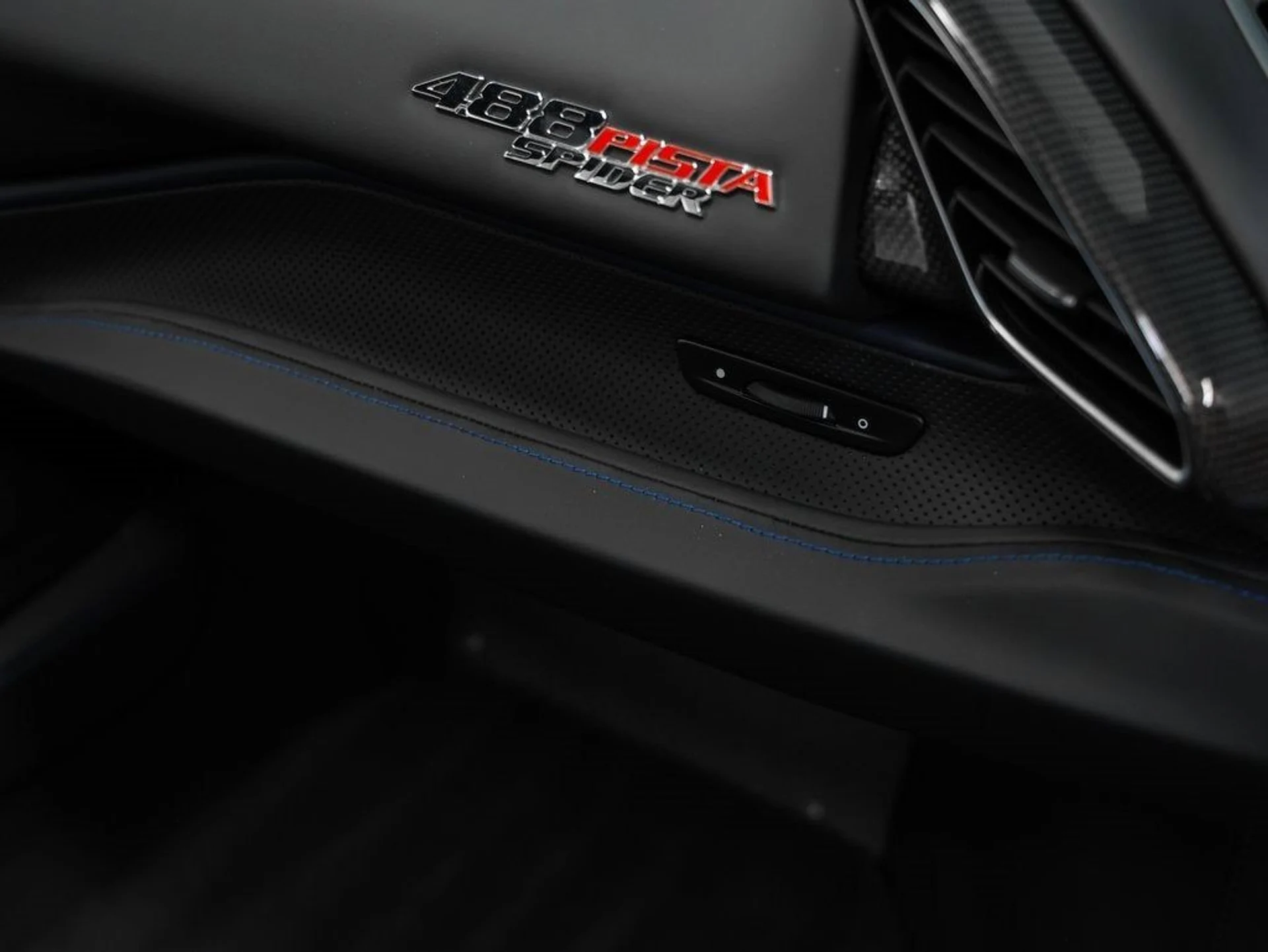 mph028_2827684890_29_21c75de516