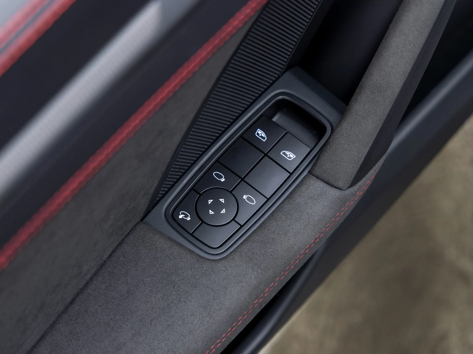 mph028_2840319709_29_892b7c188f