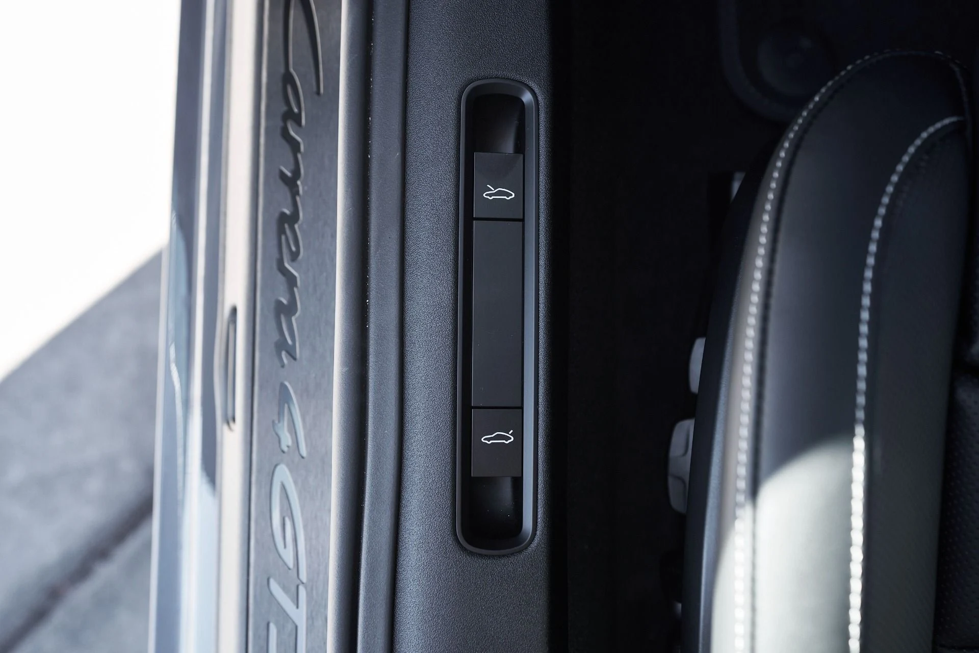 mph028_2847481493_Used_2025_Porsche_911_Carrera_4_GTS_1761009331_76ae7b89f1
