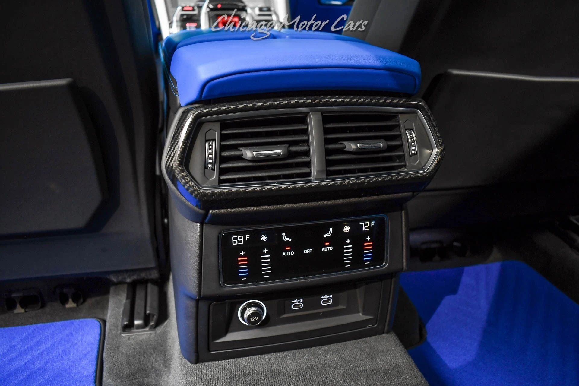 mph028_2849698295_11442_p29_l_9755833237