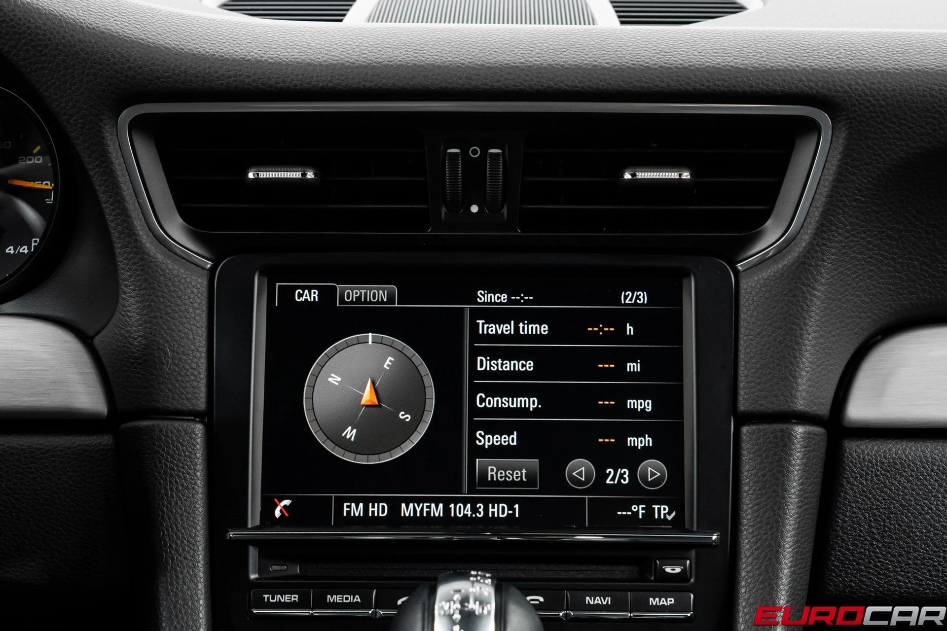 mph028_2852090966_image_29_5f6f176ee7