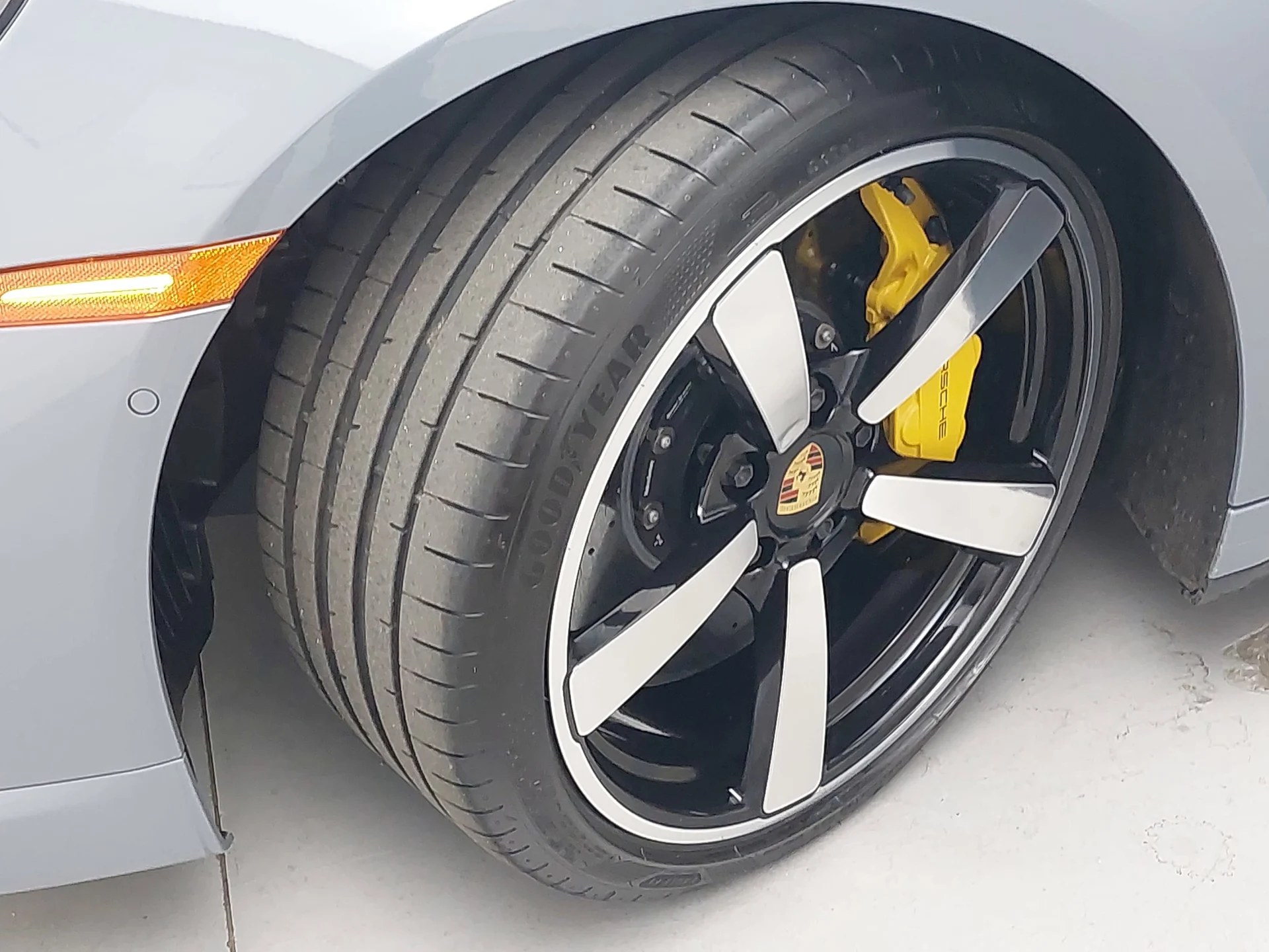 mph028_2853125441_8ec245c44f813f469e4806c2a593a4a6x_a8586bee0b