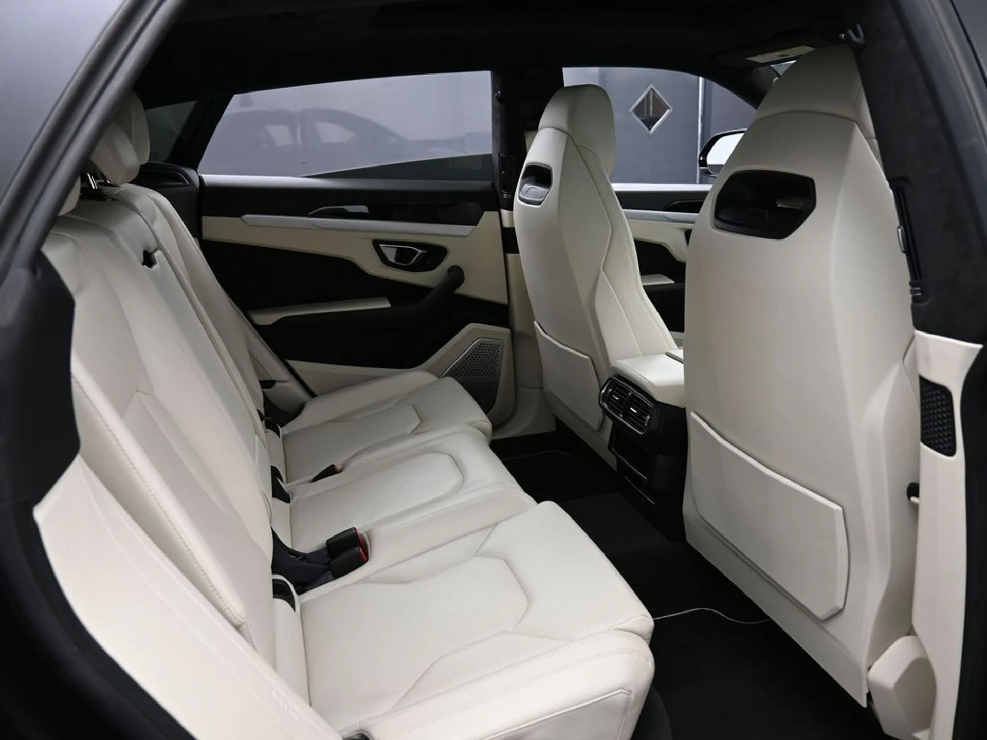 mph028_2861254554_image_28_f90ee4be20