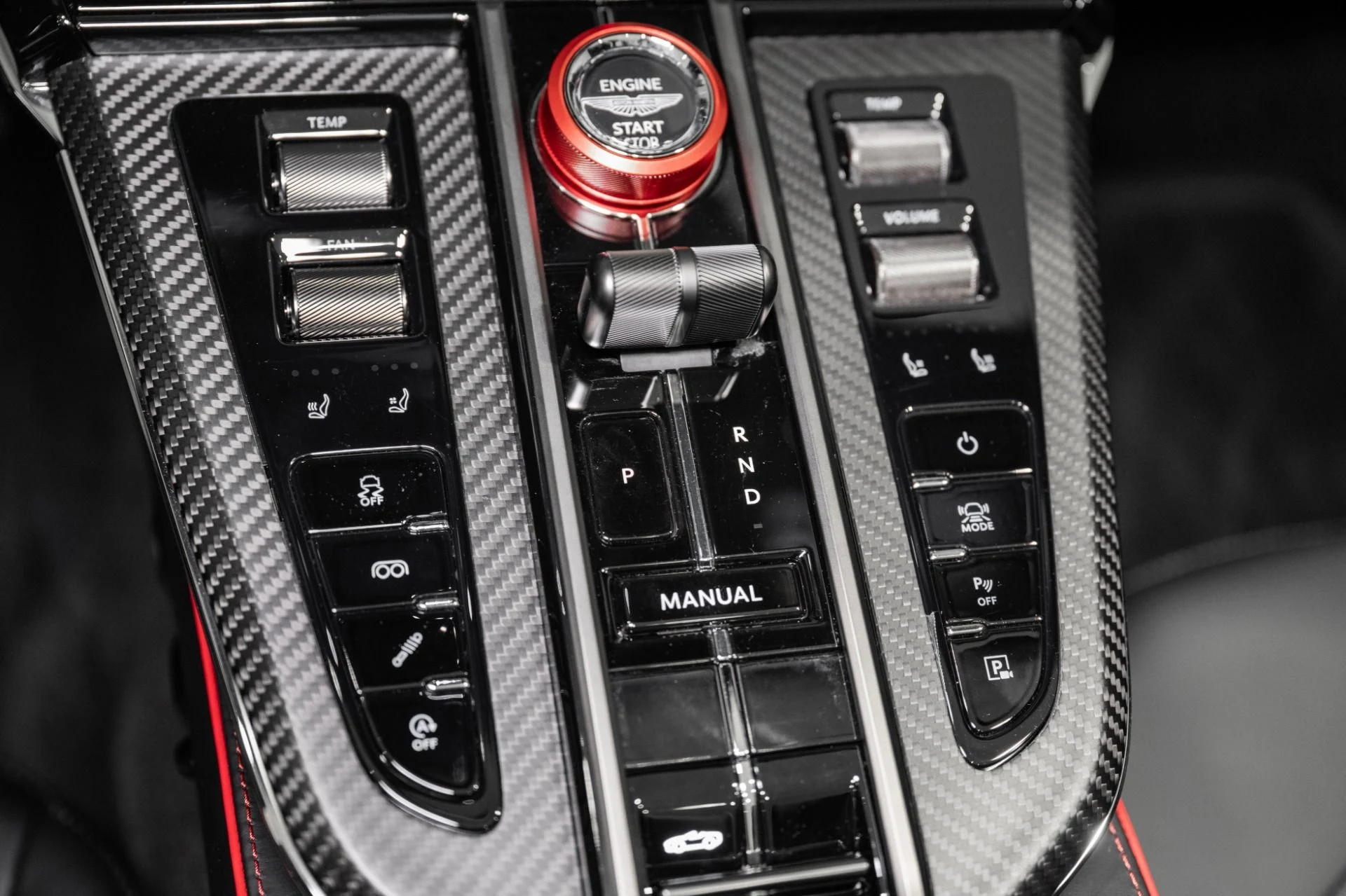 mph028_2869841183_New_2026_Aston_Martin_Vantage_S_Roadster_1784732743_ccc6812a0a