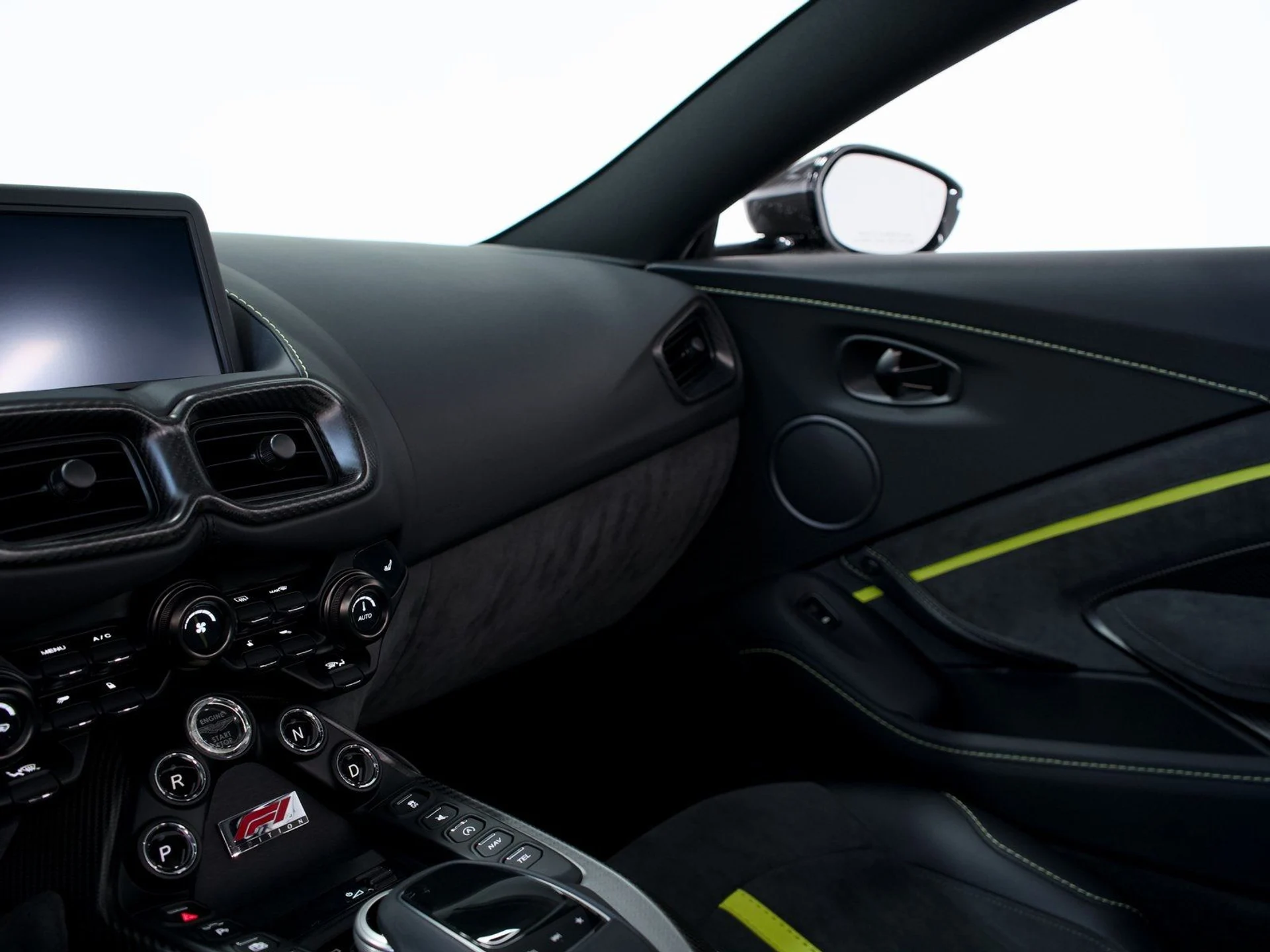 mph028_2877256783_c128047091ad3c3e7cea991e2cf65684_df161dd96c