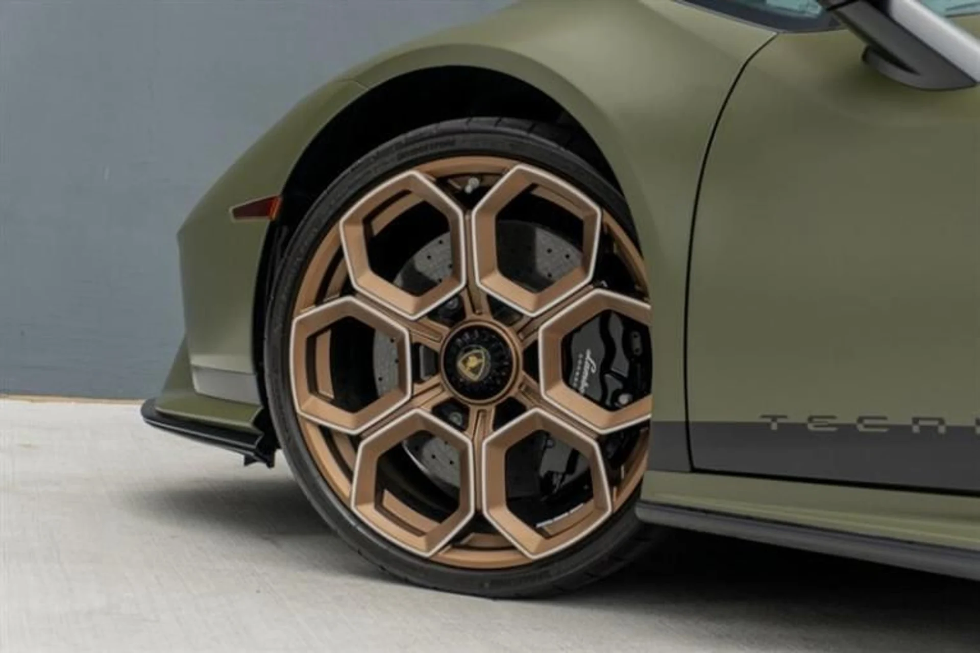 mph028_2882807424_fc6ff7d571c469c5b09a1d363032f605x_5de8411507