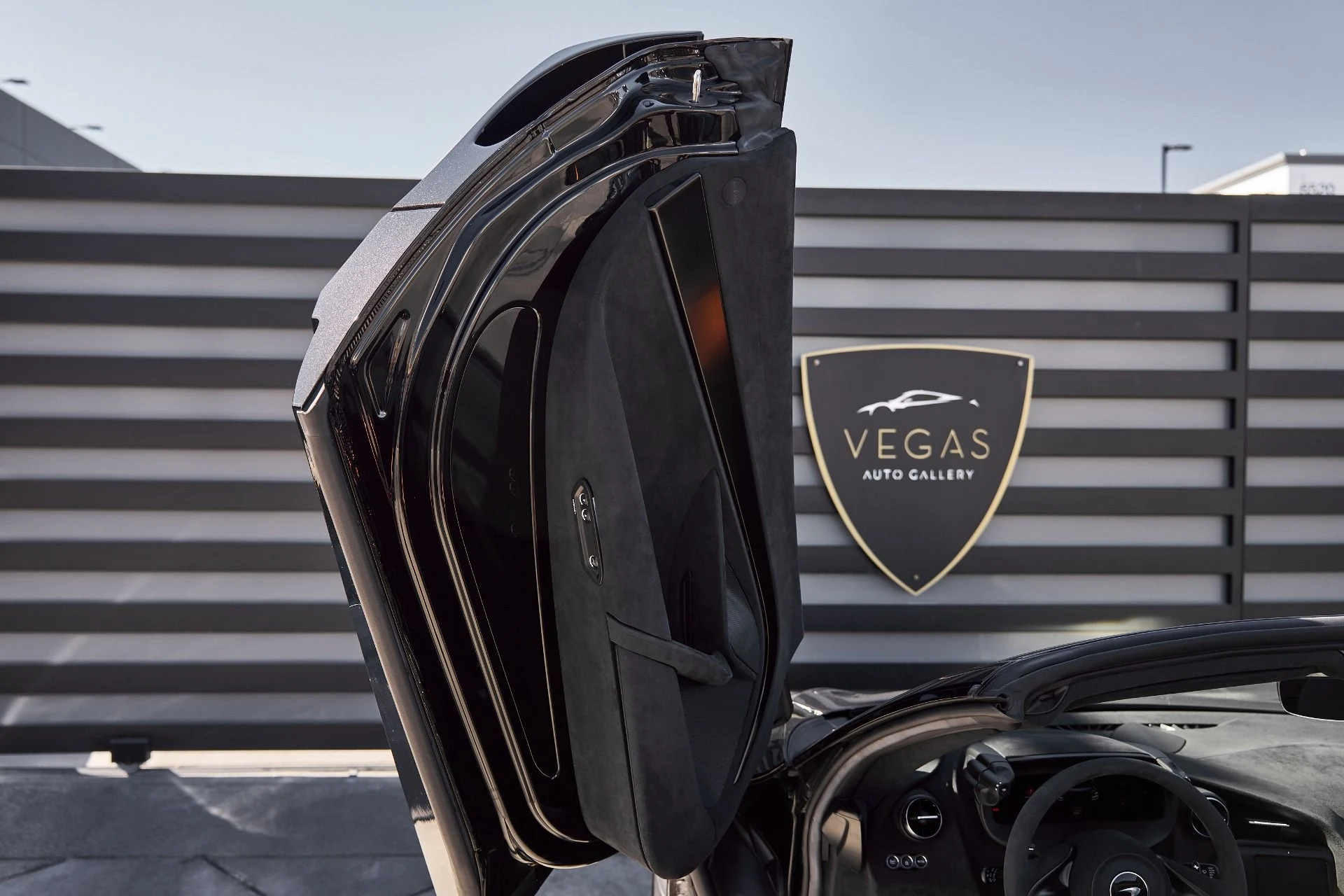 mph028_2884396600_Used_2024_Mc_Laren_750_S_1762034322_30d438cbb4