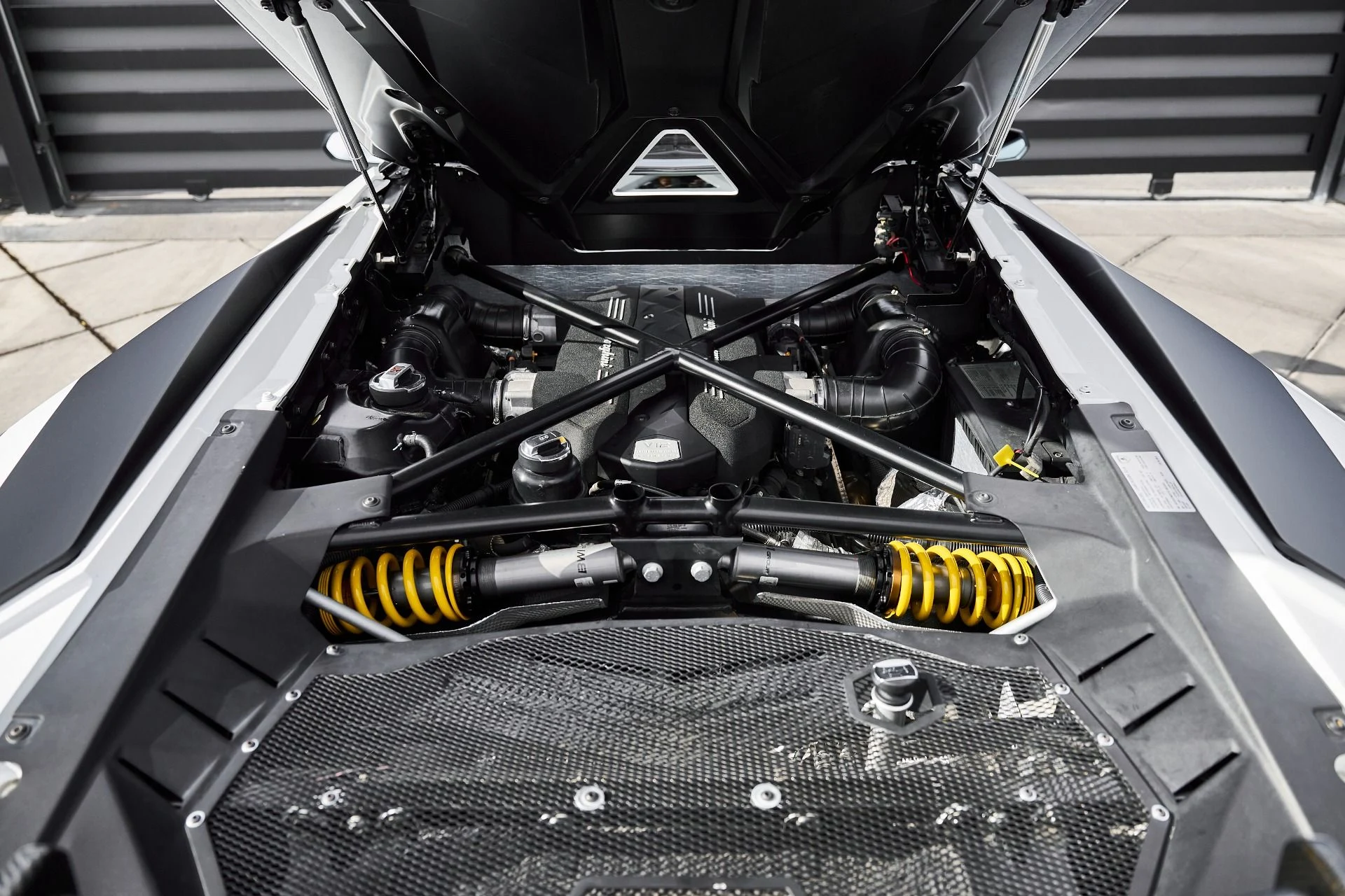 mph028_2885570204_Used_2017_Lamborghini_Aventador_LP_750_4_Super_Veloce_1768358682_02048096fe