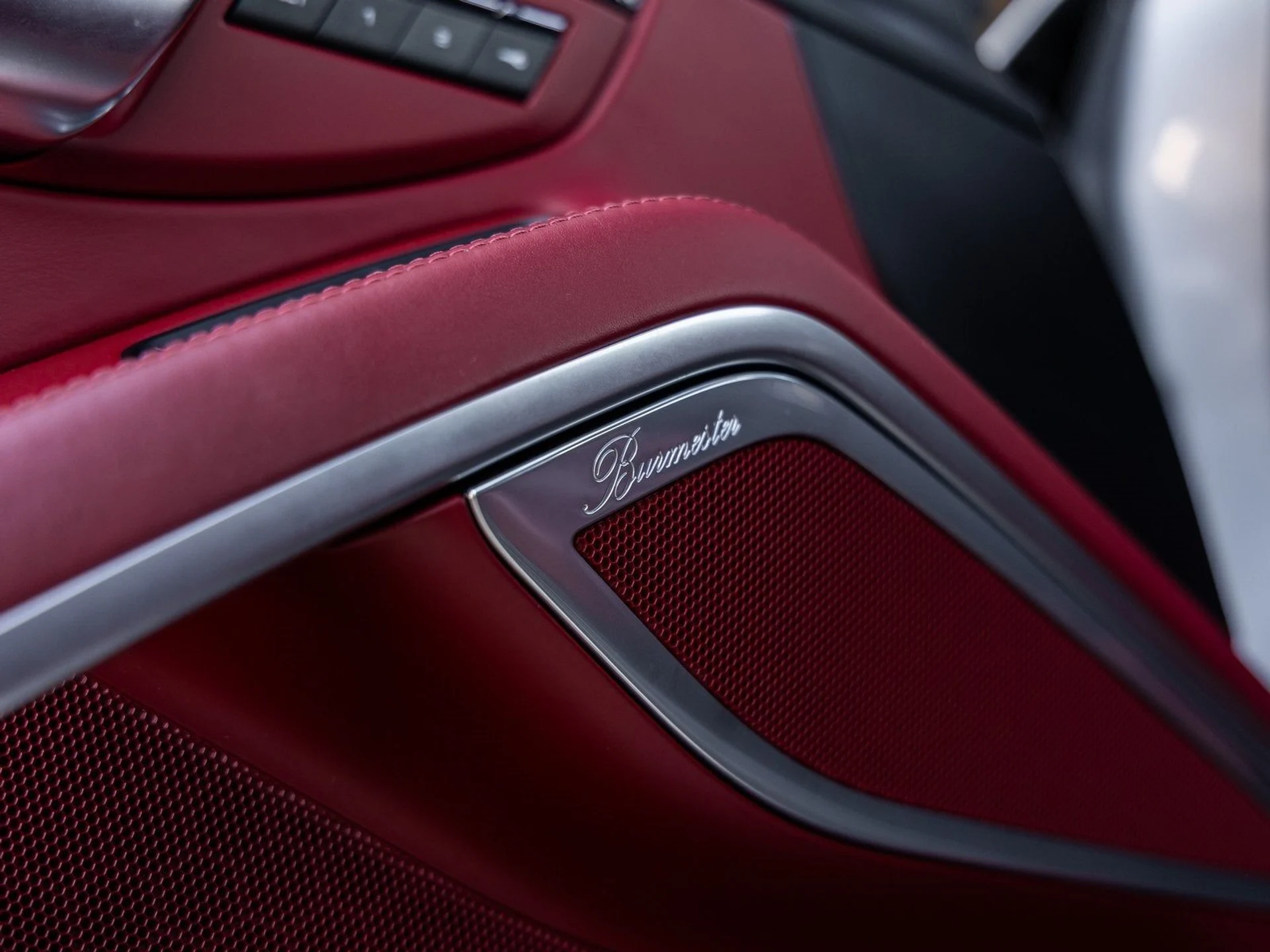 mph028_2885587997_29_17fd84eb10