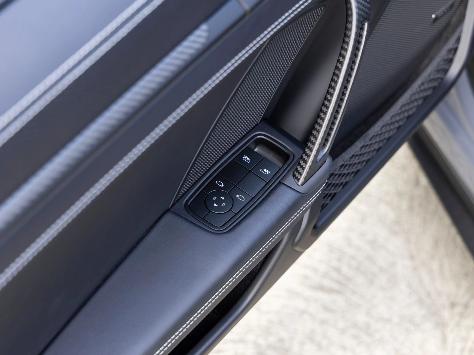 mph028_2891752287_29_799b4af45b