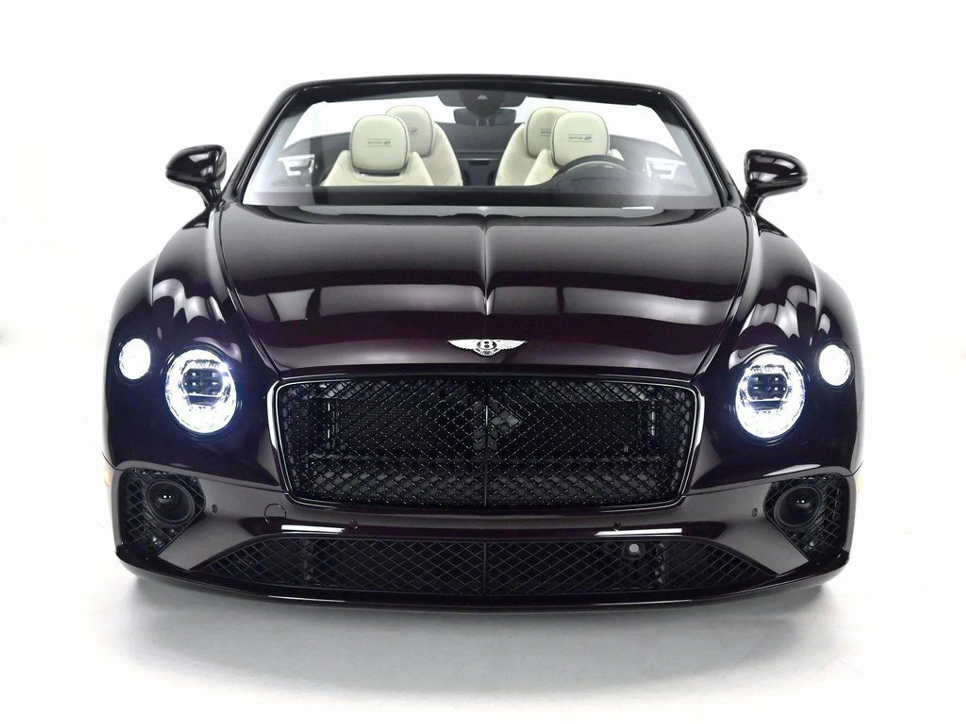 mph028_2895283124_fbf625ffc08b4de88d6872b86efc93b3_f2c896657b