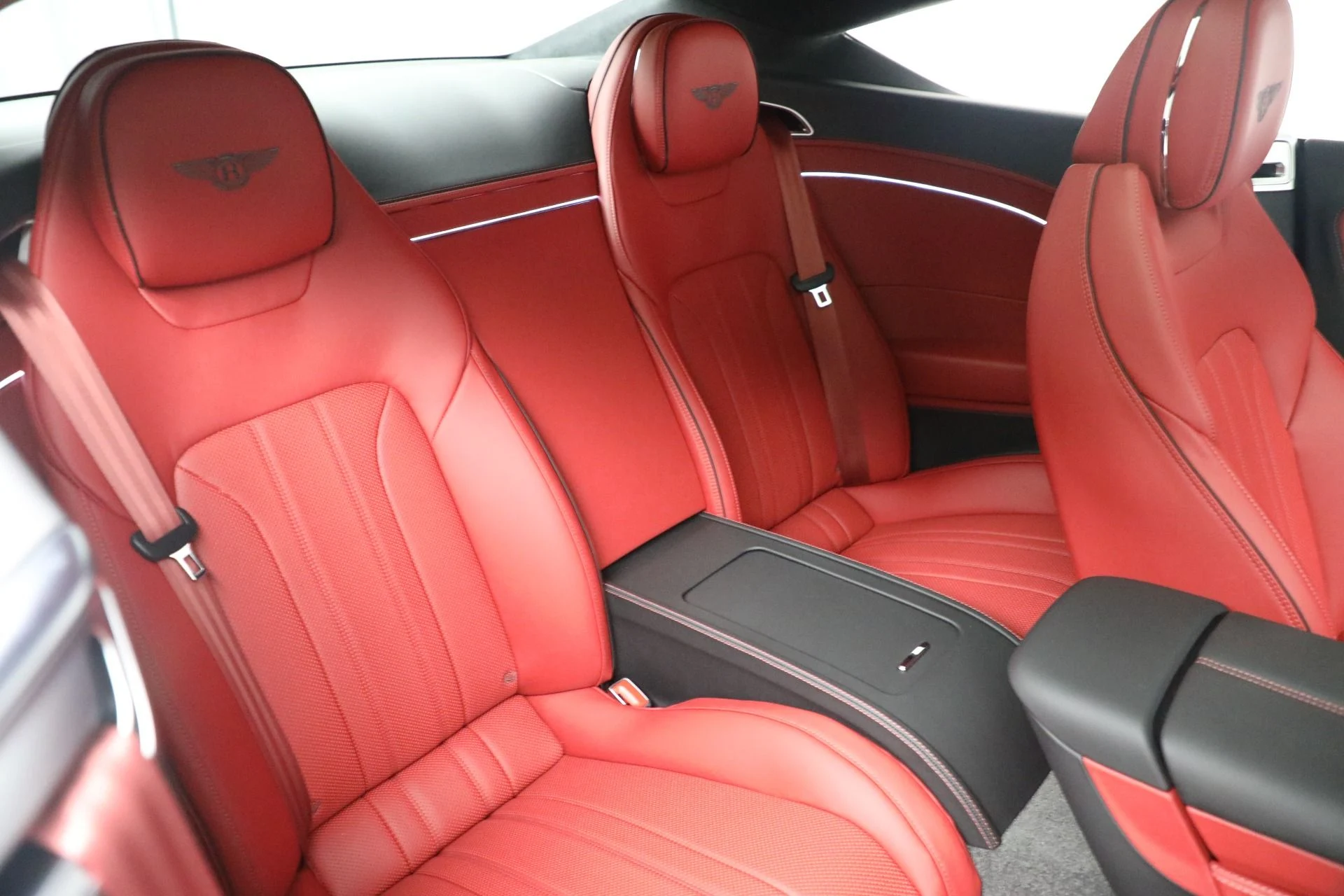 mph028_2897008996_Used_2023_Bentley_Continental_GT_V8_1693428766_659c860815