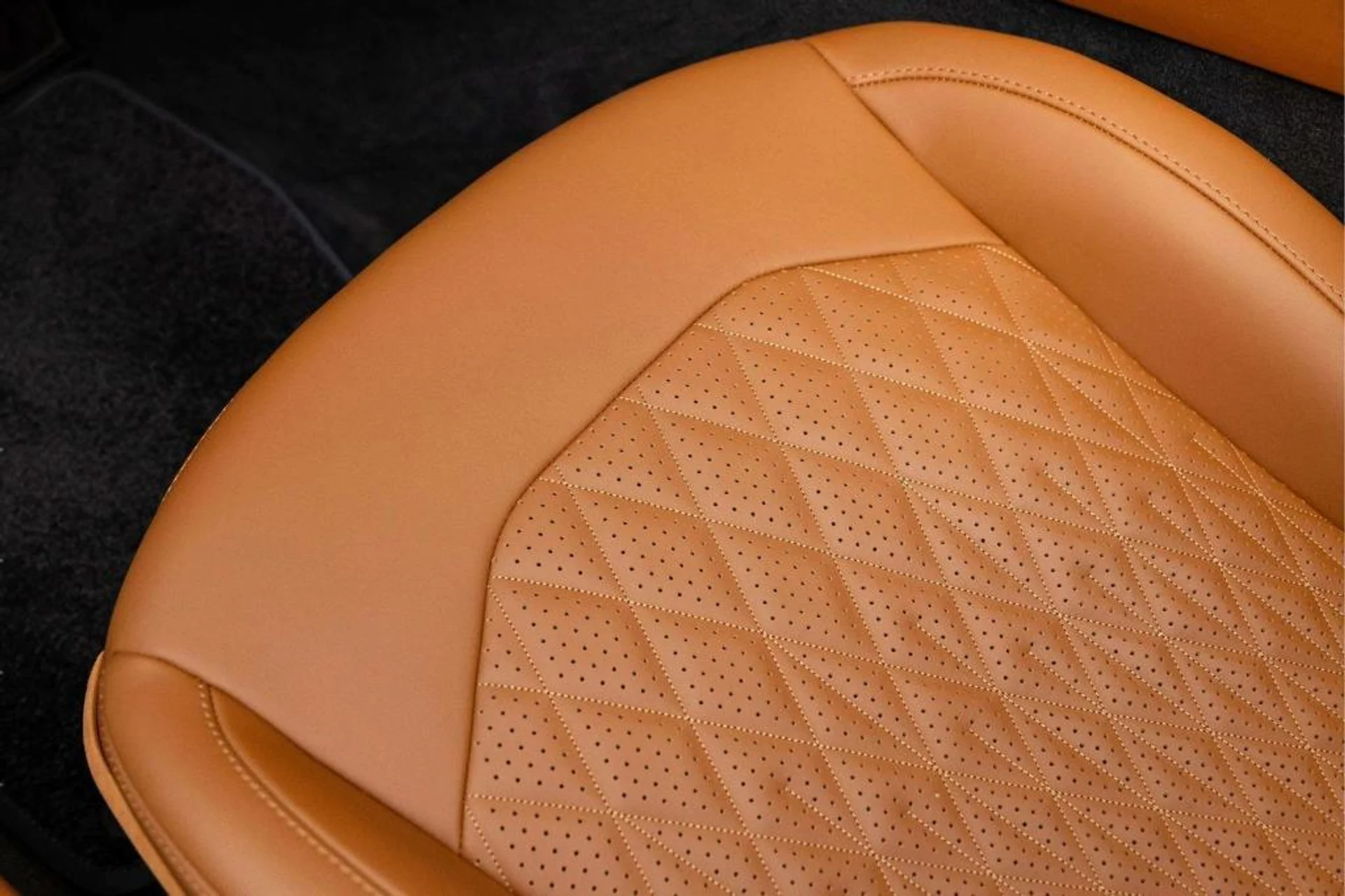 mph028_2898848882_X_Ka8h9_Q2qrzgw_D_w_Jq_C_Ixa_Au_Q_Cc_29794938f2