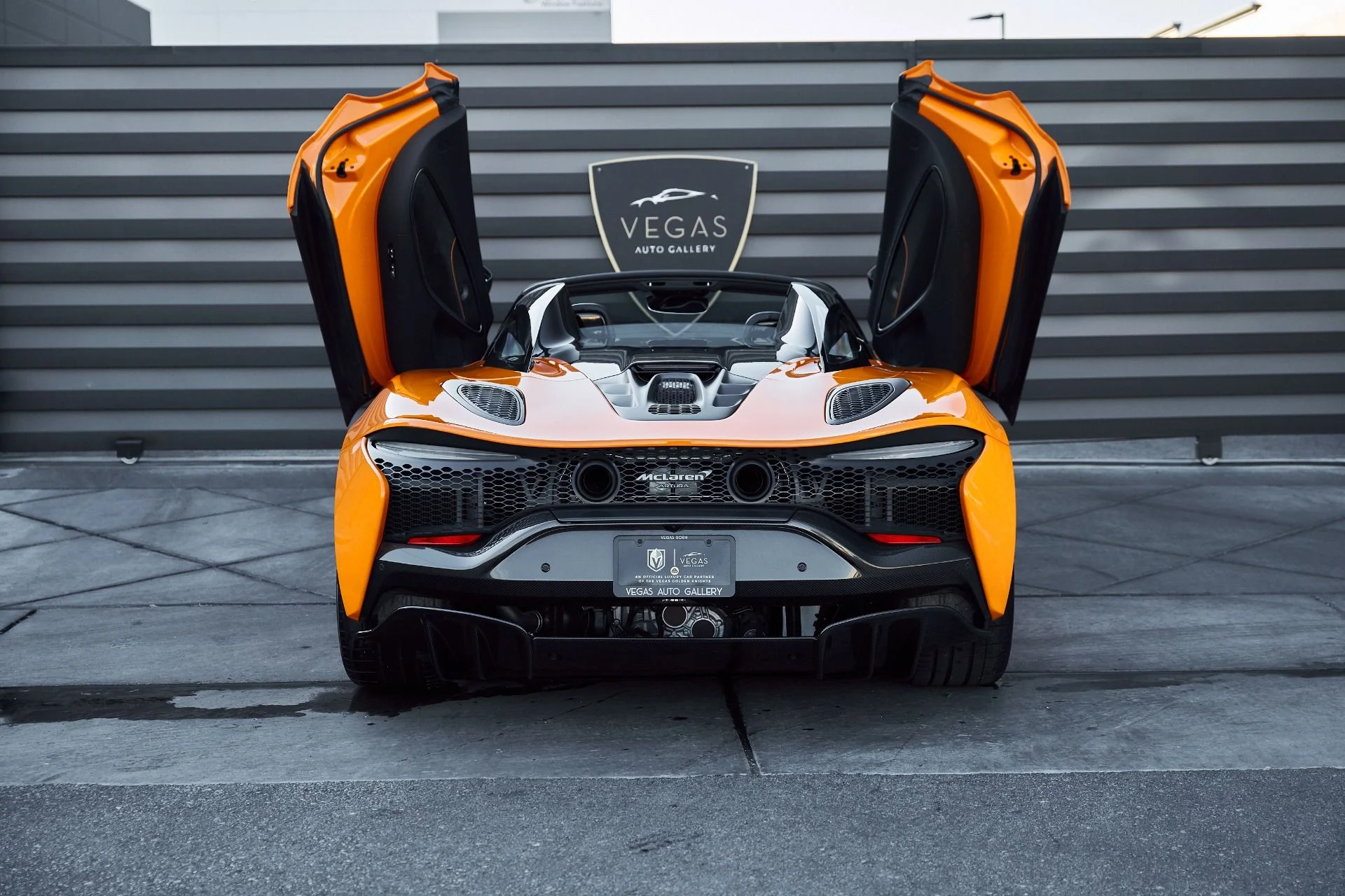 mph028_2905511080_Used_2025_Mc_Laren_Artura_Performance_1769481827_a1f1b8a5a4