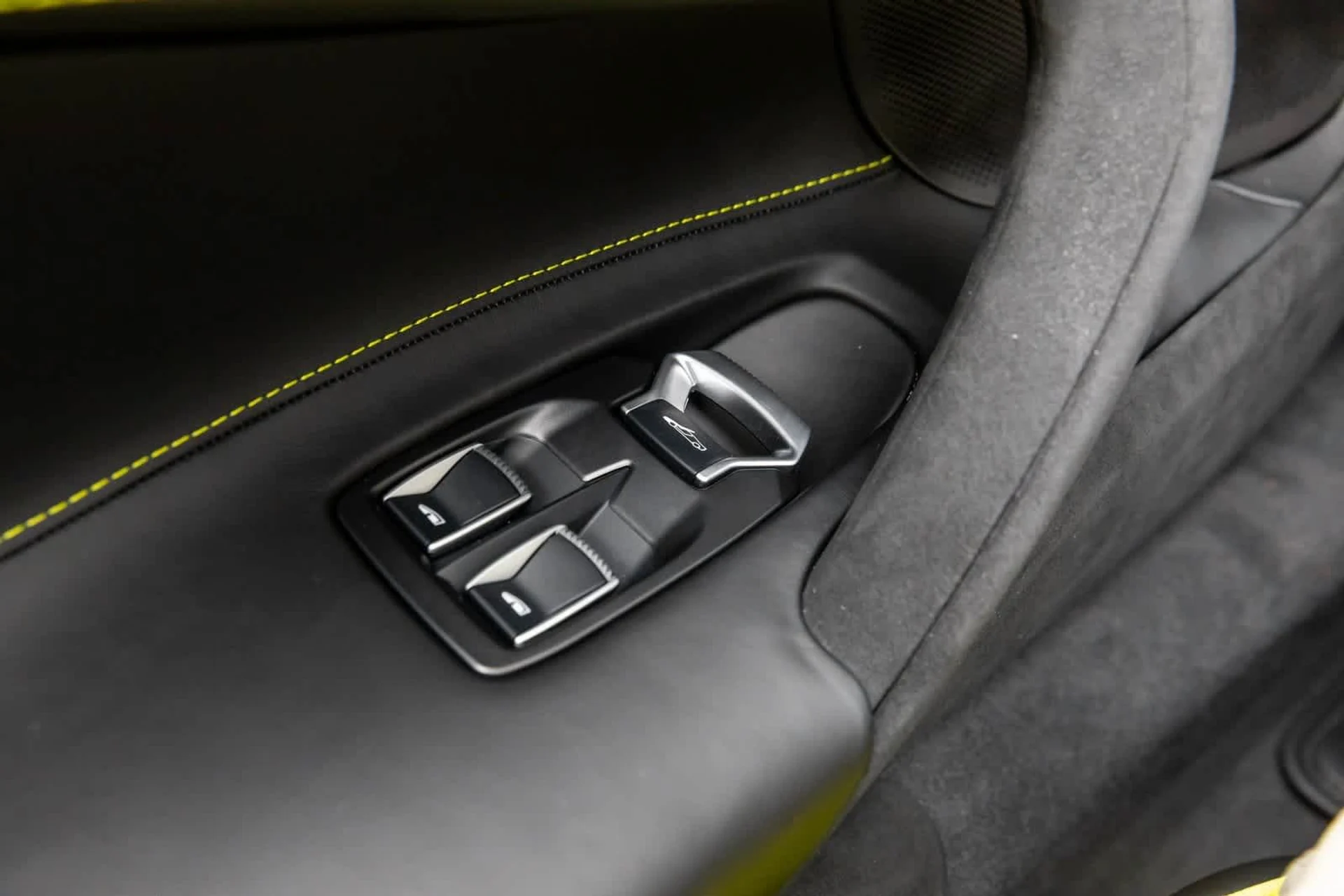 mph028_291813045_29_16df3bebfc