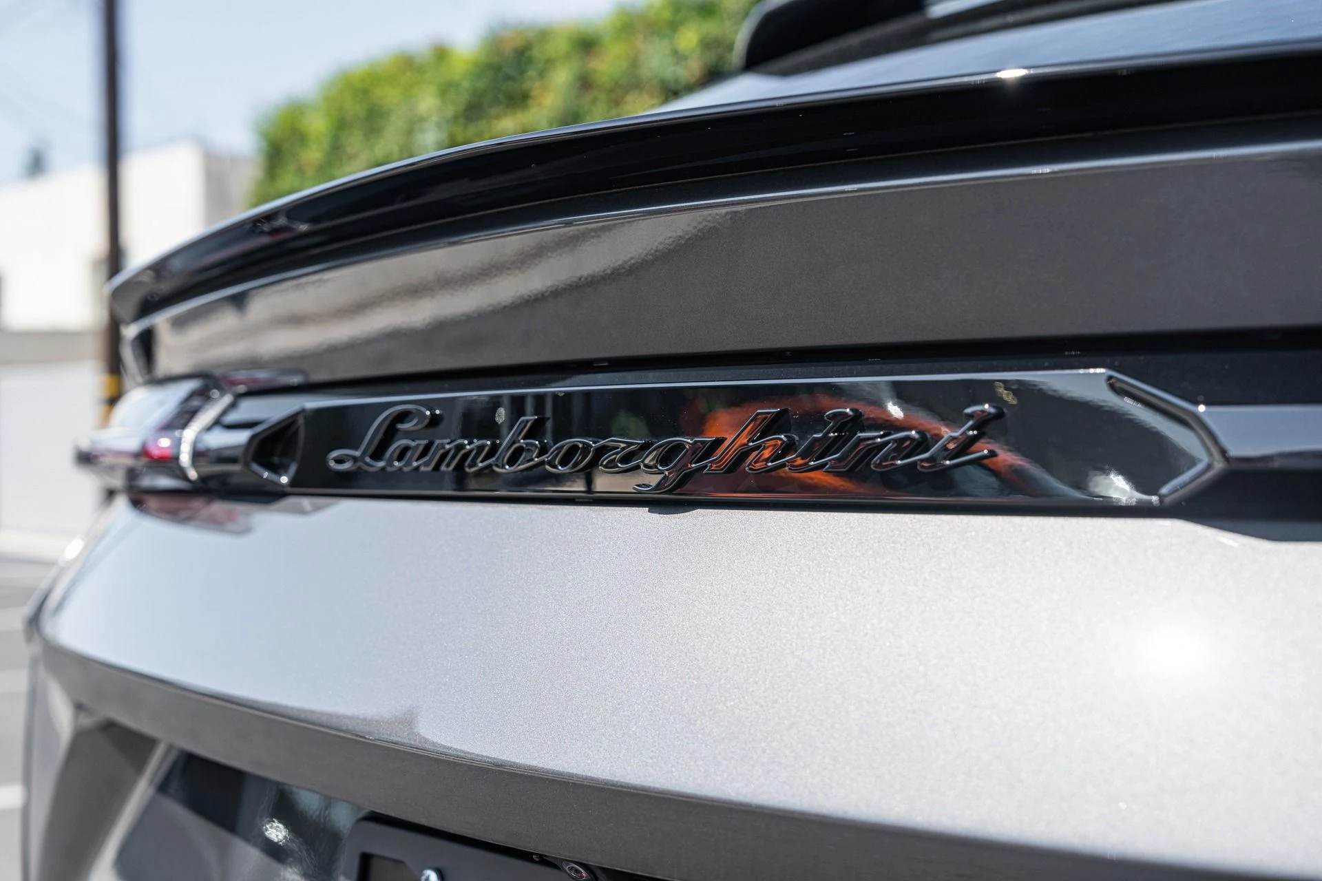 mph028_2920499853_Used_2024_Lamborghini_Urus_S_1755026183_ad0e1117e3