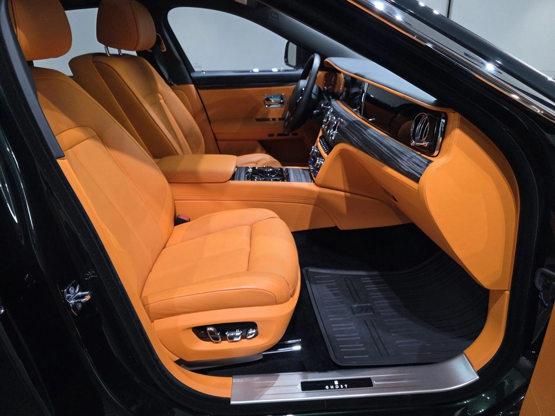 mph028_2928163592_614d1ff7bd8d2f4c216b462801a65d37_cf77894f48