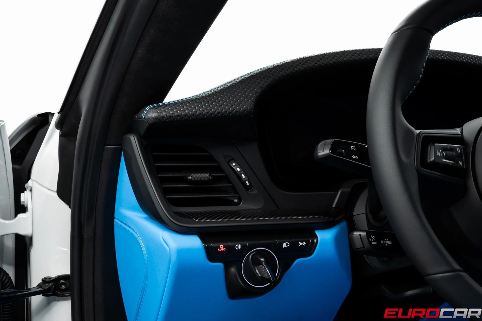 mph028_2936017155_image_29_09491fe62c