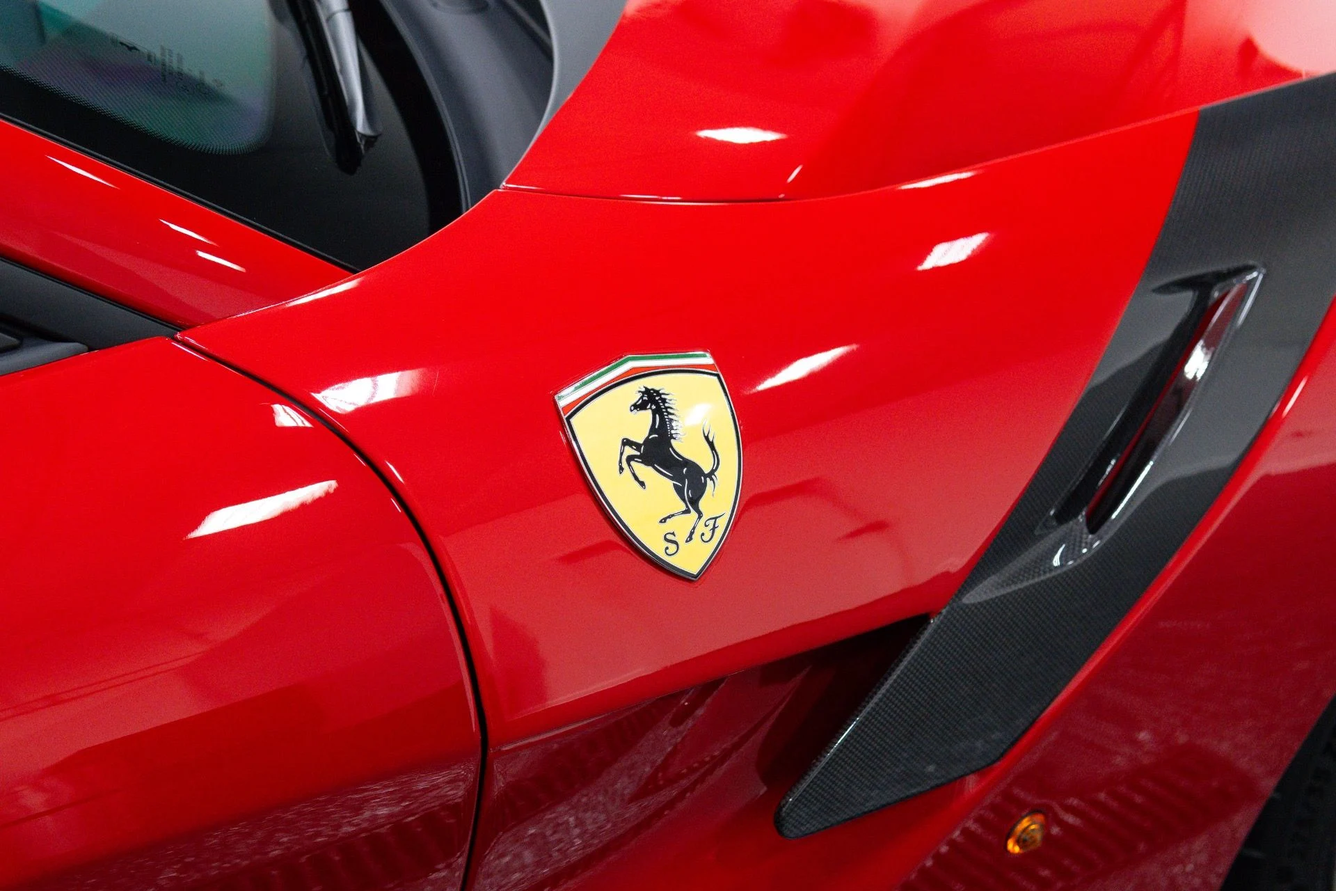 mph028_2944126086_Used_2017_Ferrari_F12tdf_1788471792_58297e5dfa