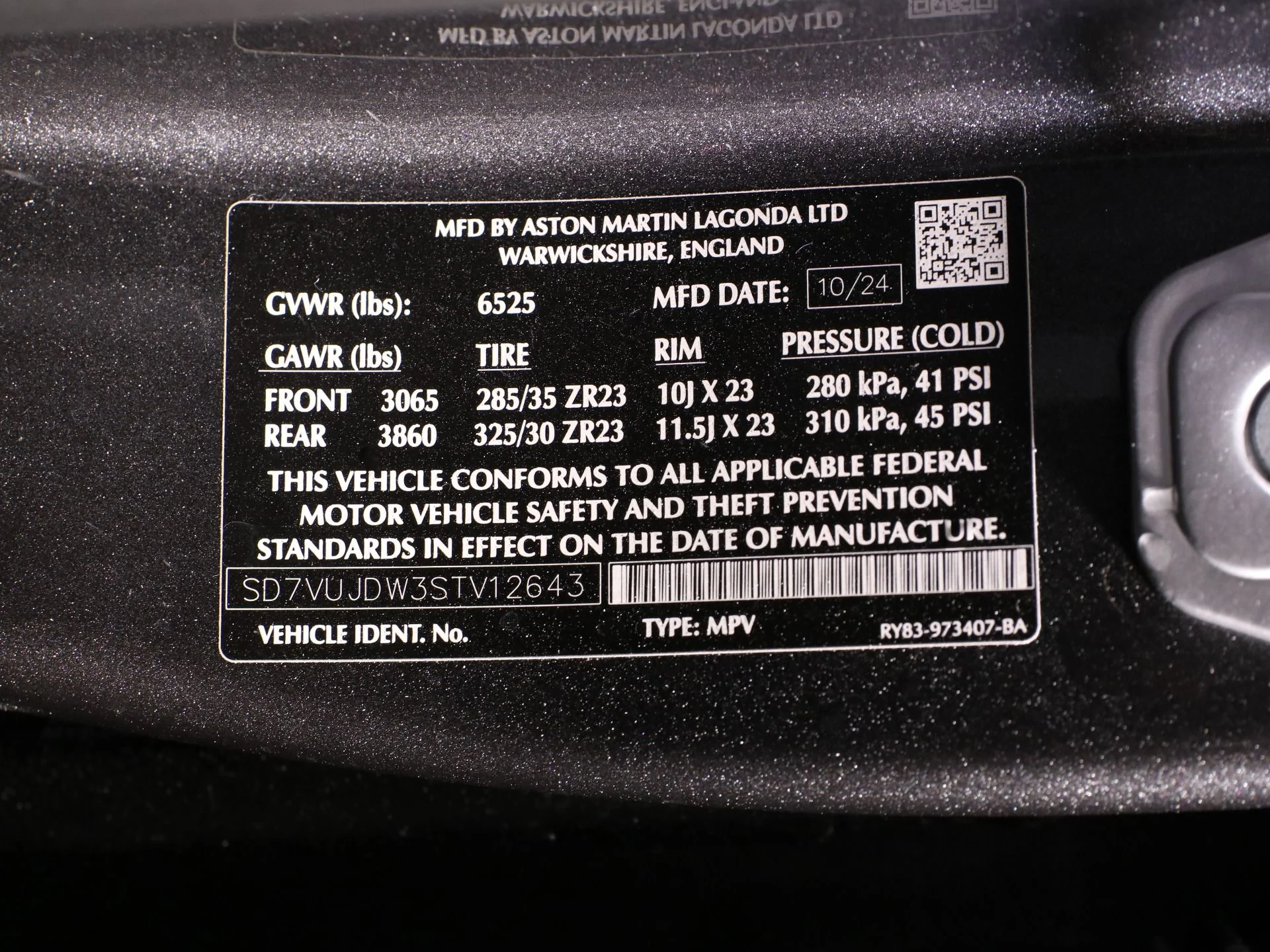 mph028_2945287518_New_2025_Aston_Martin_DBX_707_1742253294_baa34dd3cd