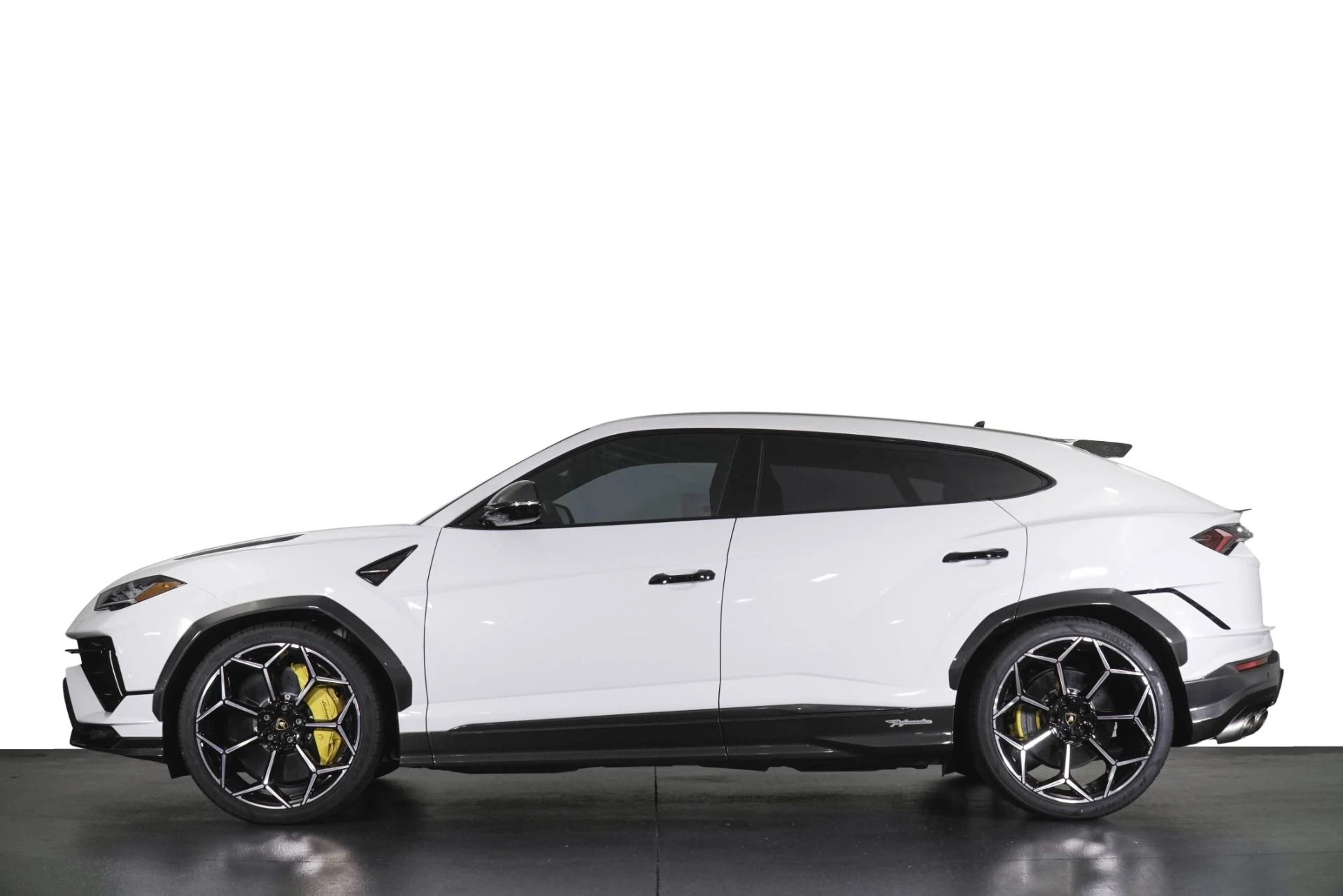 mph028_2945527075_Used_2023_Lamborghini_Urus_Performante_1789368095_577203d88c