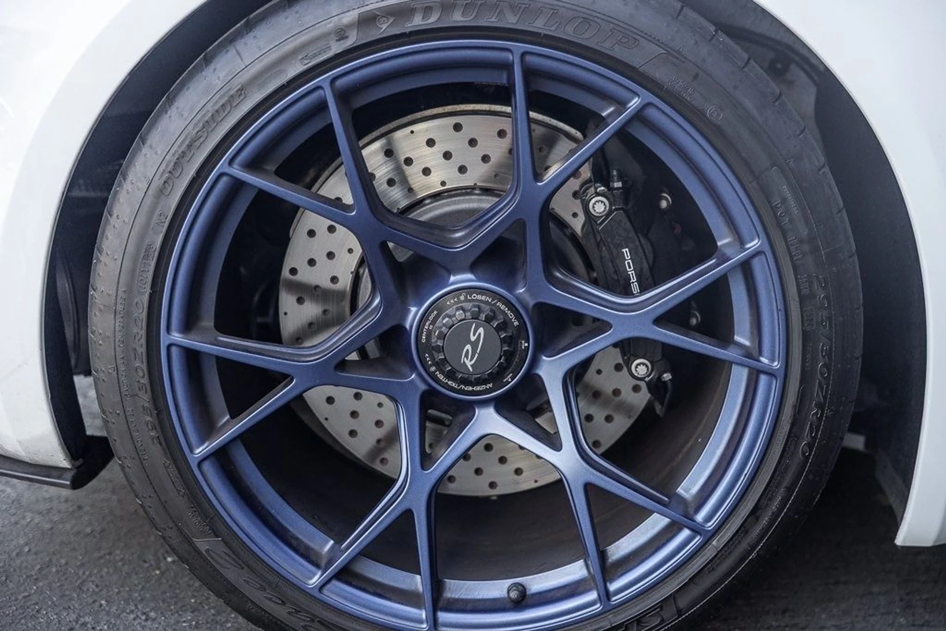 mph028_2945802529_39494ca483a7c090f2258f4dea7d98f2x_85f8db91b5